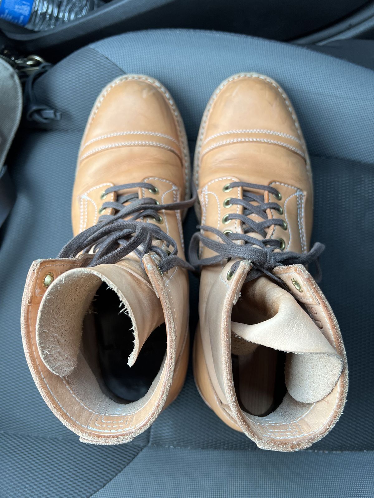 Photo by patinathunderdome on January 4, 2022 of the White's MP-Sherman Toe Cap in Wickett & Craig Natural Veg Tan.