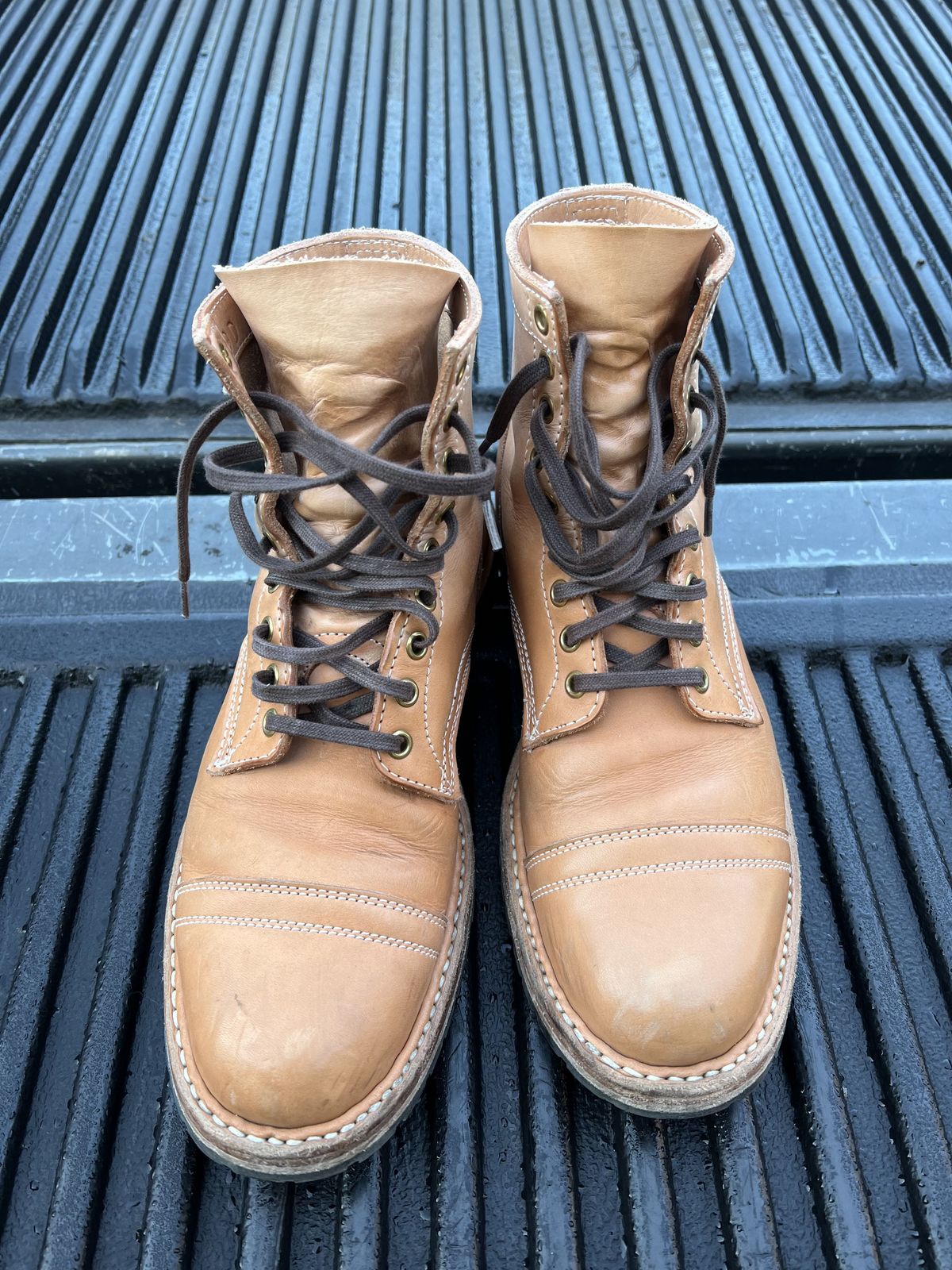 Photo by patinathunderdome on February 4, 2022 of the White's MP-Sherman Toe Cap in Wickett & Craig Natural Veg Tan.