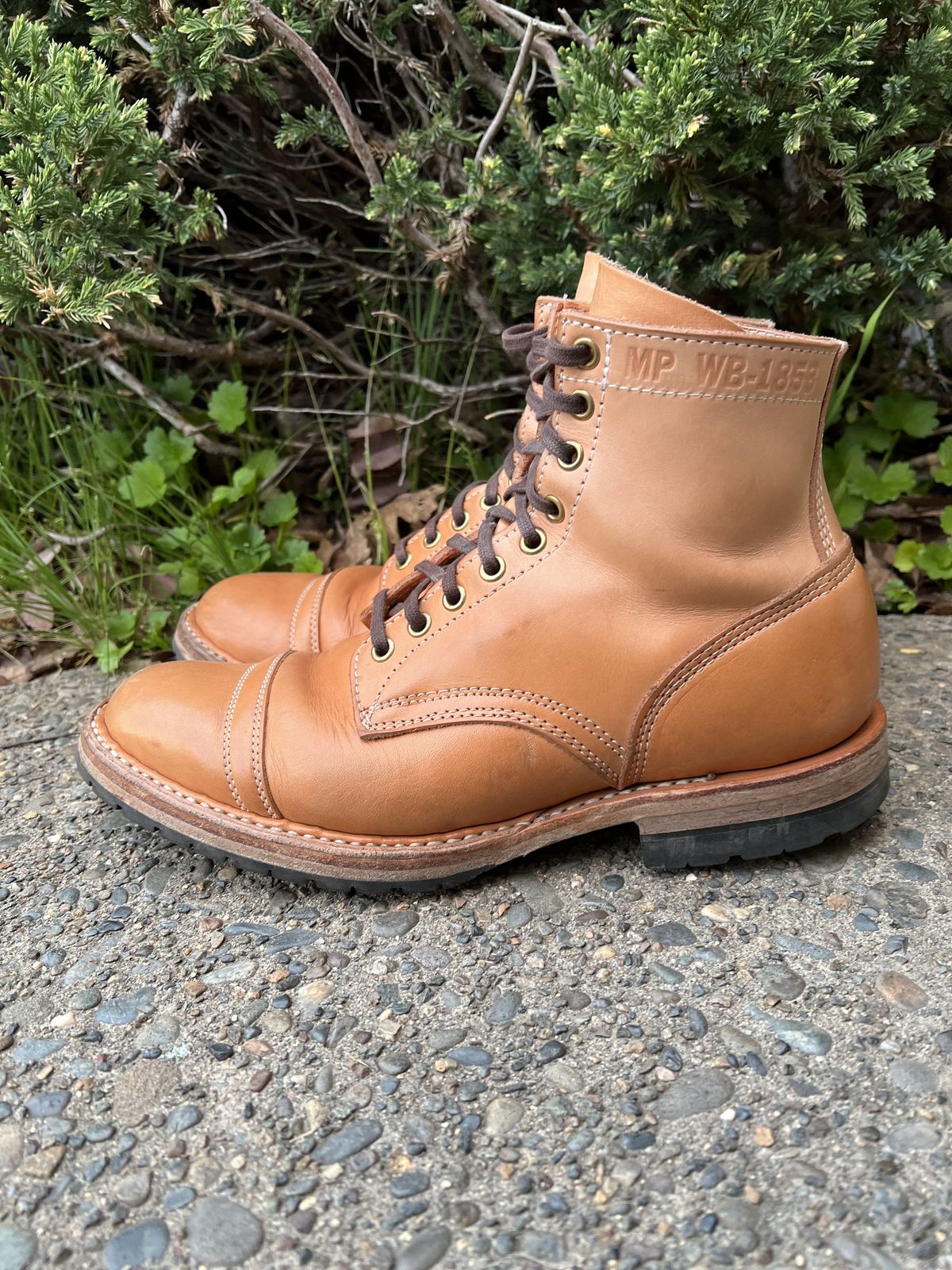 Photo by patinathunderdome on March 5, 2022 of the White's MP-Sherman Toe Cap in Wickett & Craig Natural Veg Tan.