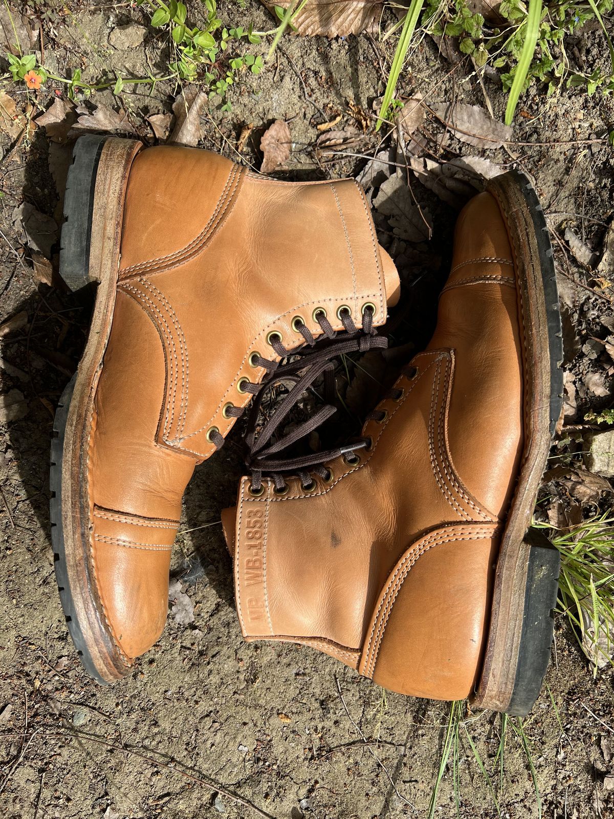 Photo by patinathunderdome on April 4, 2022 of the White's MP-Sherman Toe Cap in Wickett & Craig Natural Veg Tan.