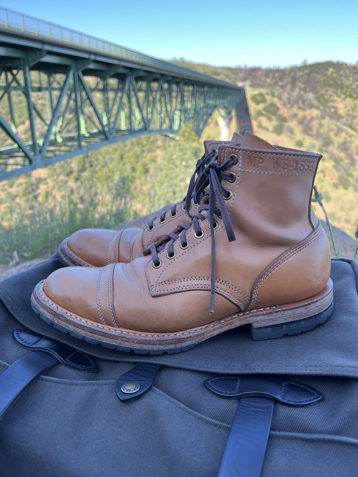 Photo by patinathunderdome on May 5, 2022 of the White's MP-Sherman Toe Cap in Wickett & Craig Natural Veg Tan.