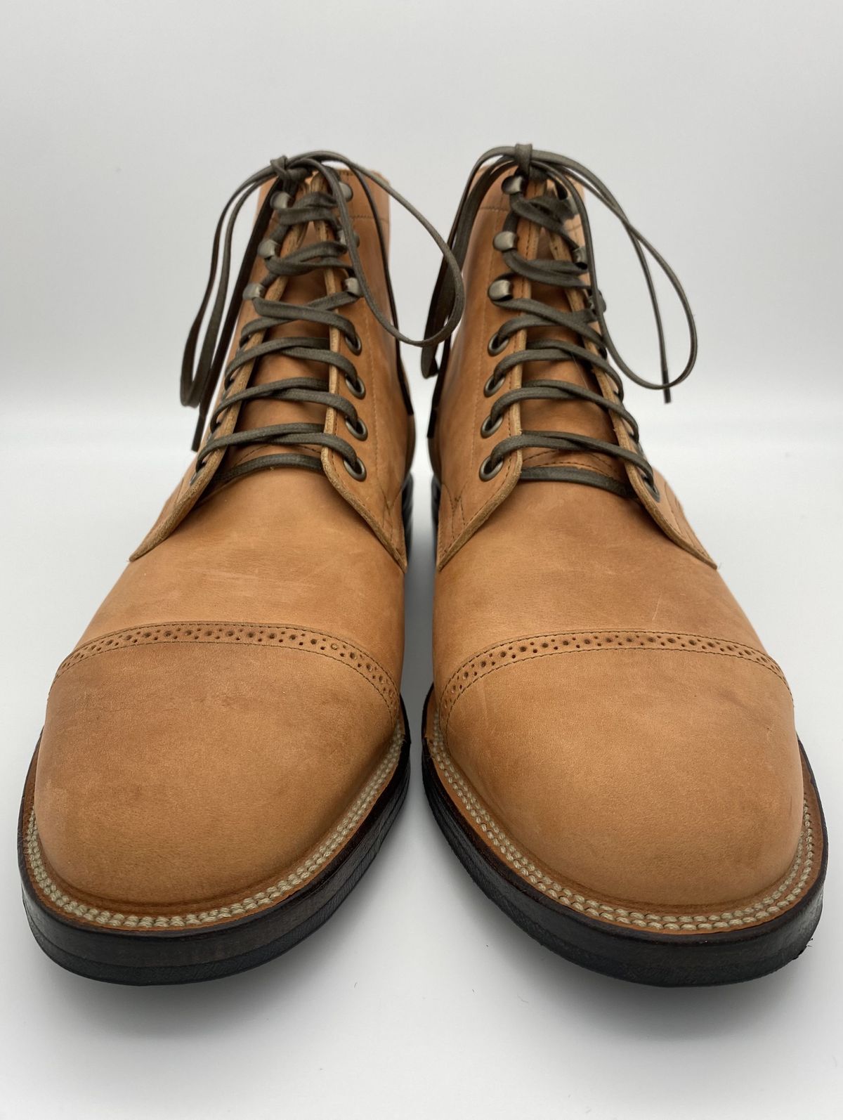 Photo by patinathunderdome on September 30, 2021 of the Viberg Service Boot in Maryam Used Cuoio Vitello Calf.