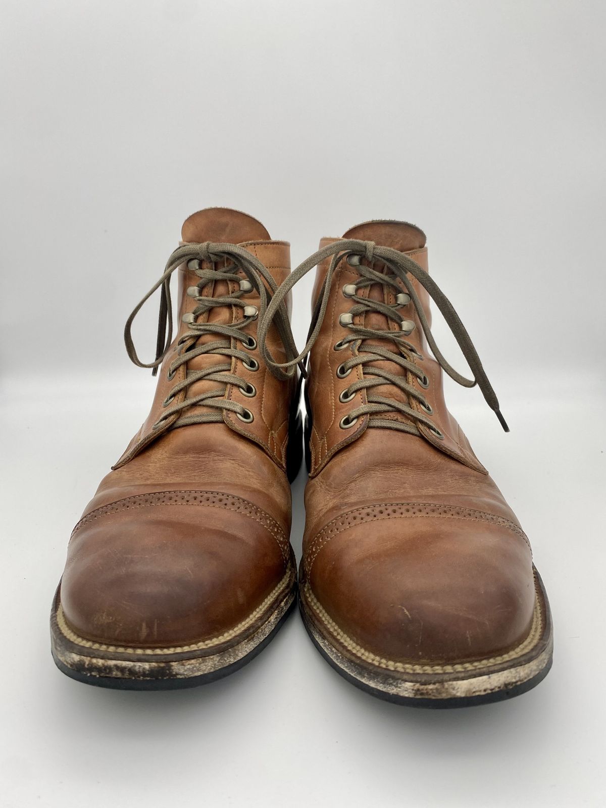 Photo by patinathunderdome on February 5, 2022 of the Viberg Service Boot in Maryam Used Cuoio Vitello Calf.