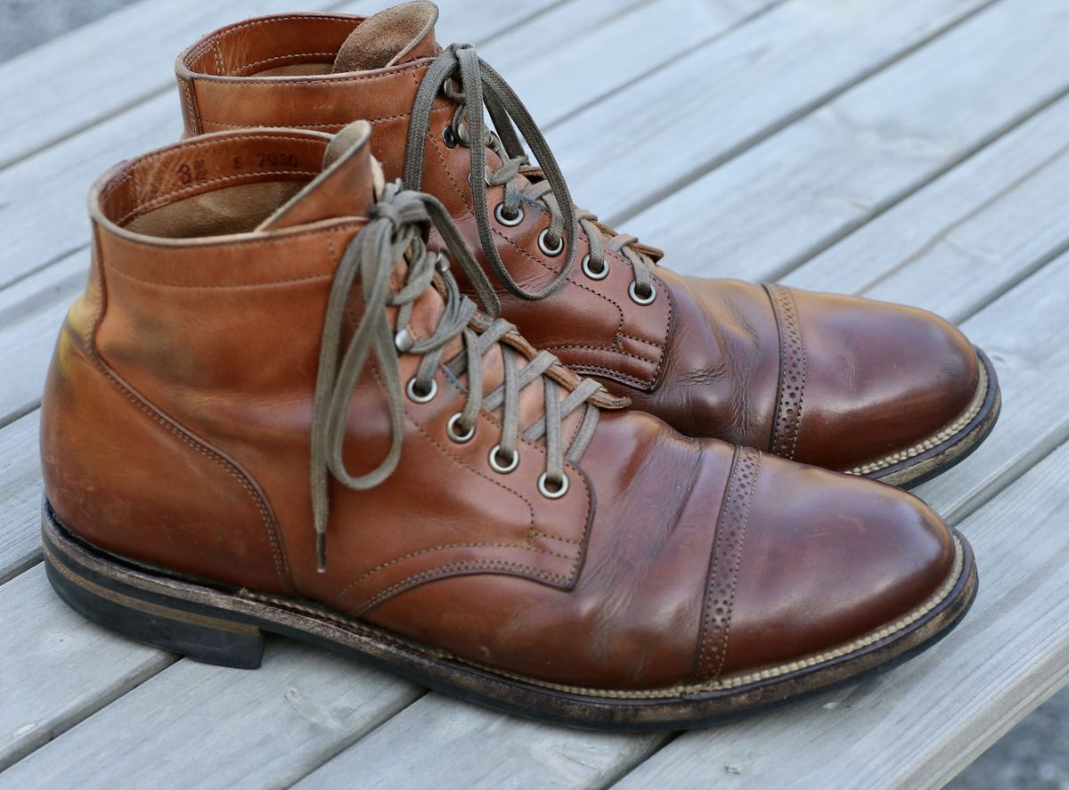 Photo by patinathunderdome on May 1, 2022 of the Viberg Service Boot in Maryam Used Cuoio Vitello Calf.