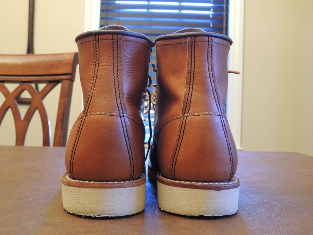 Photo by patinathunderdome on September 30, 2021 of the Red Wing 6-Inch Classic Moc in S.B. Foot Oro Legacy.