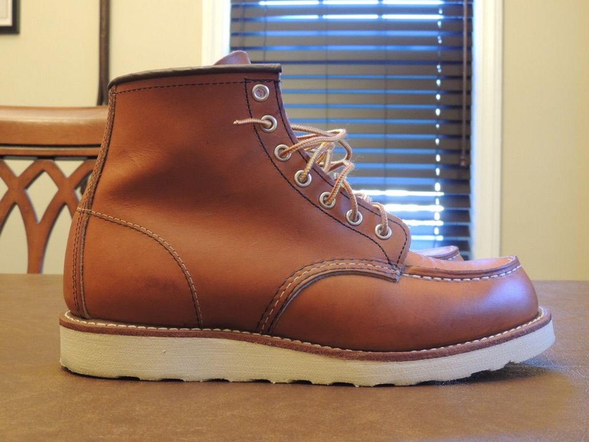 Photo by patinathunderdome on September 30, 2021 of the Red Wing 6-Inch Classic Moc in S.B. Foot Oro Legacy.