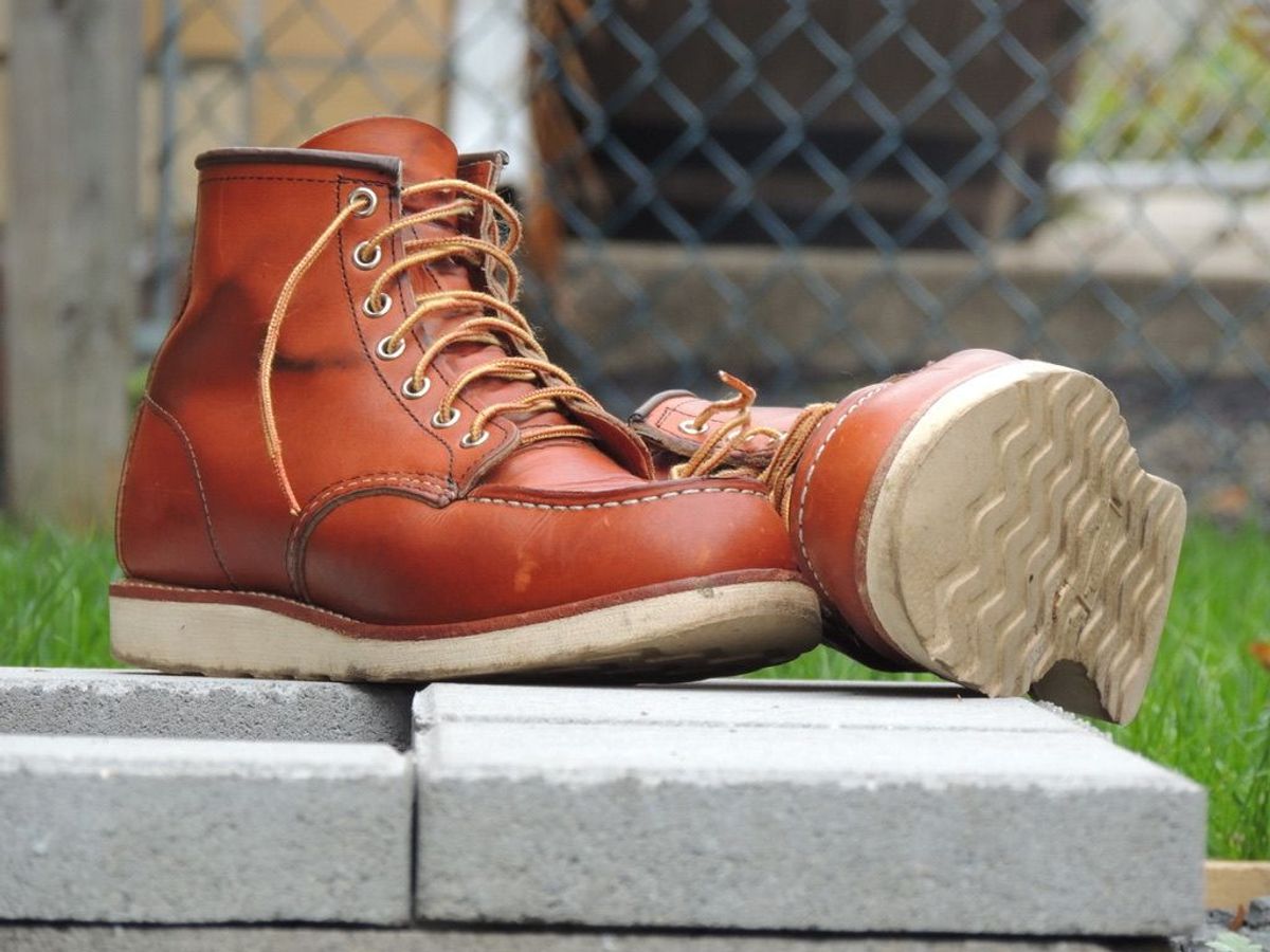 Photo by patinathunderdome on November 1, 2021 of the Red Wing 6-Inch Classic Moc in S.B. Foot Oro Legacy.
