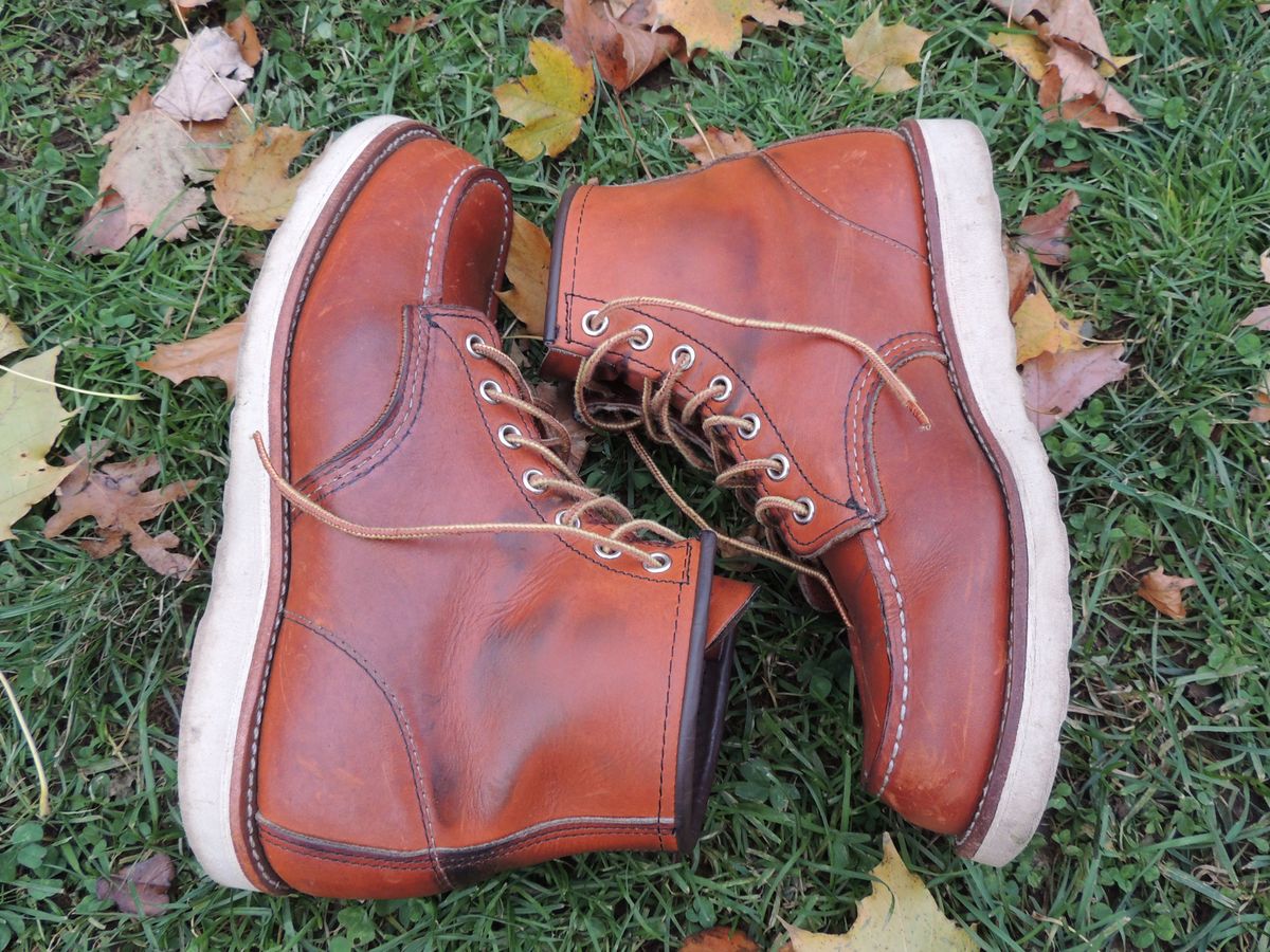Photo by patinathunderdome on December 1, 2021 of the Red Wing 6-Inch Classic Moc in S.B. Foot Oro Legacy.