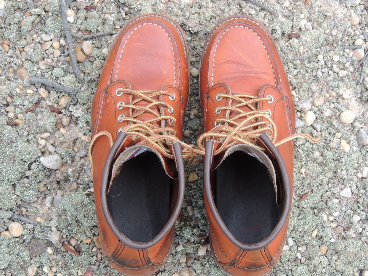 Photo by patinathunderdome on December 1, 2021 of the Red Wing 6-Inch Classic Moc in S.B. Foot Oro Legacy.
