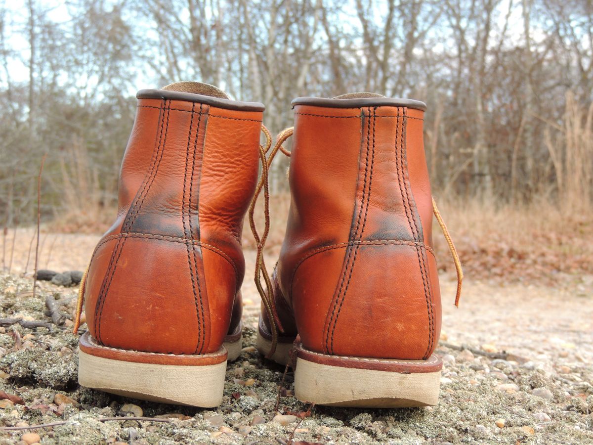 Photo by patinathunderdome on December 1, 2021 of the Red Wing 6-Inch Classic Moc in S.B. Foot Oro Legacy.