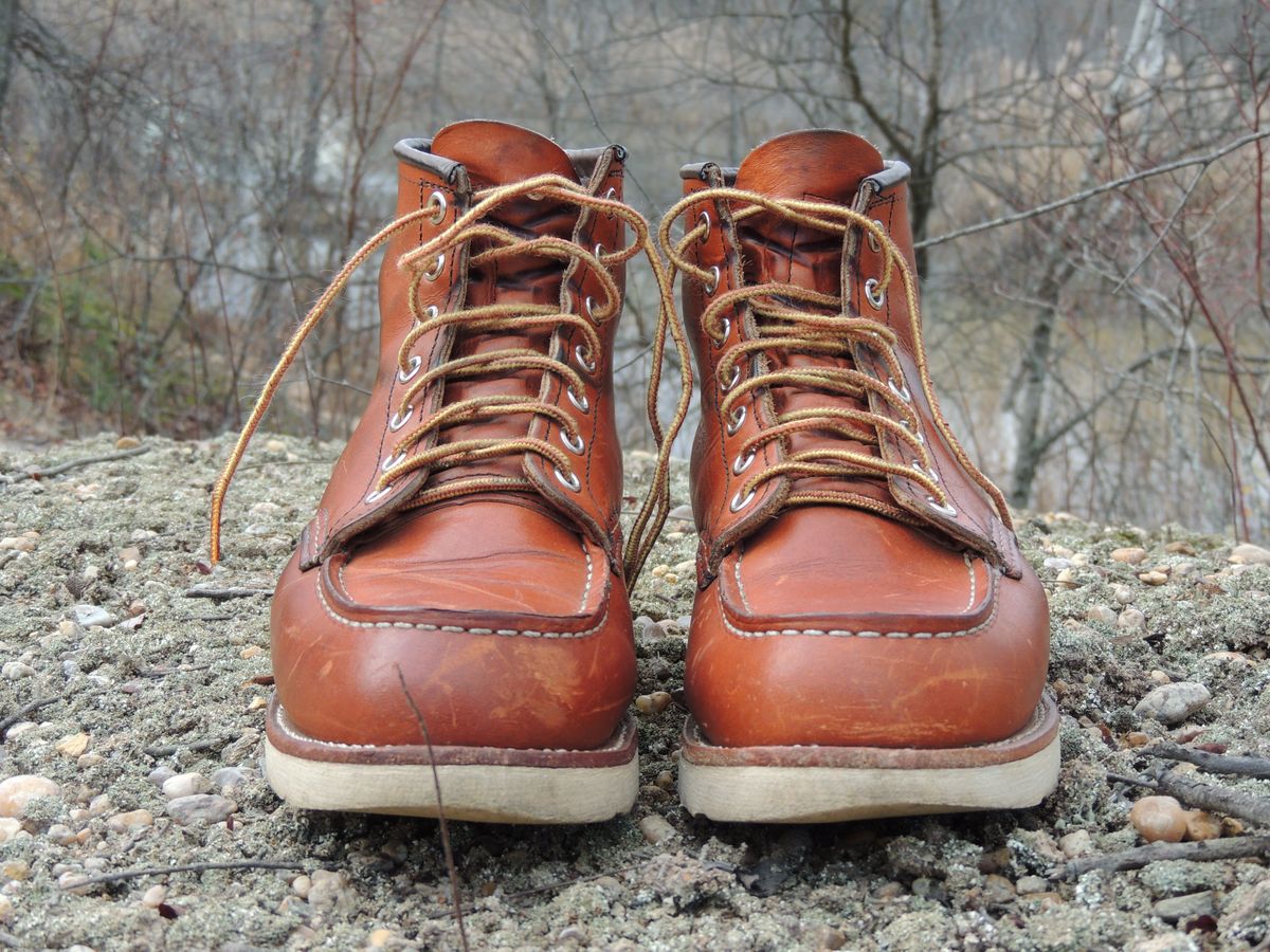 Photo by patinathunderdome on December 1, 2021 of the Red Wing 6-Inch Classic Moc in S.B. Foot Oro Legacy.