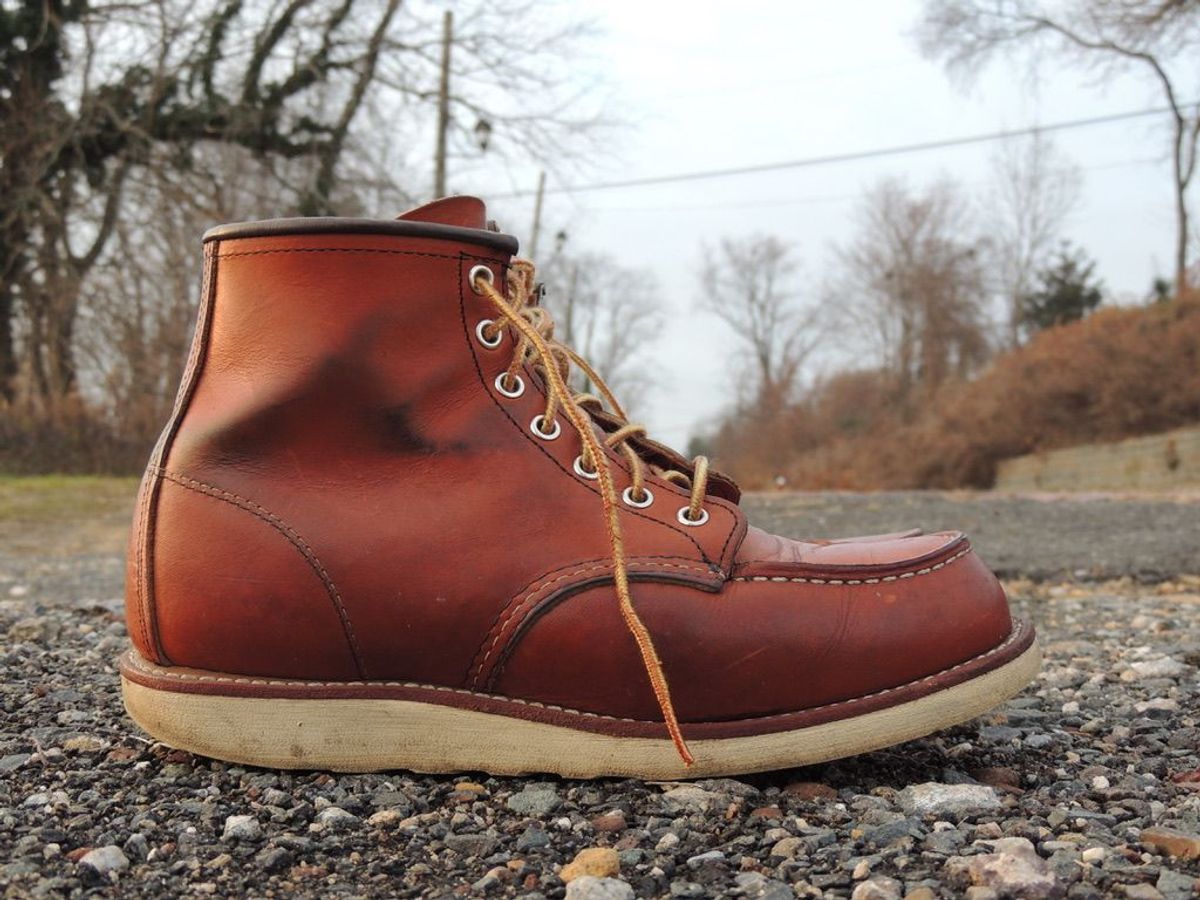 Photo by patinathunderdome on January 1, 2022 of the Red Wing 6-Inch Classic Moc in S.B. Foot Oro Legacy.