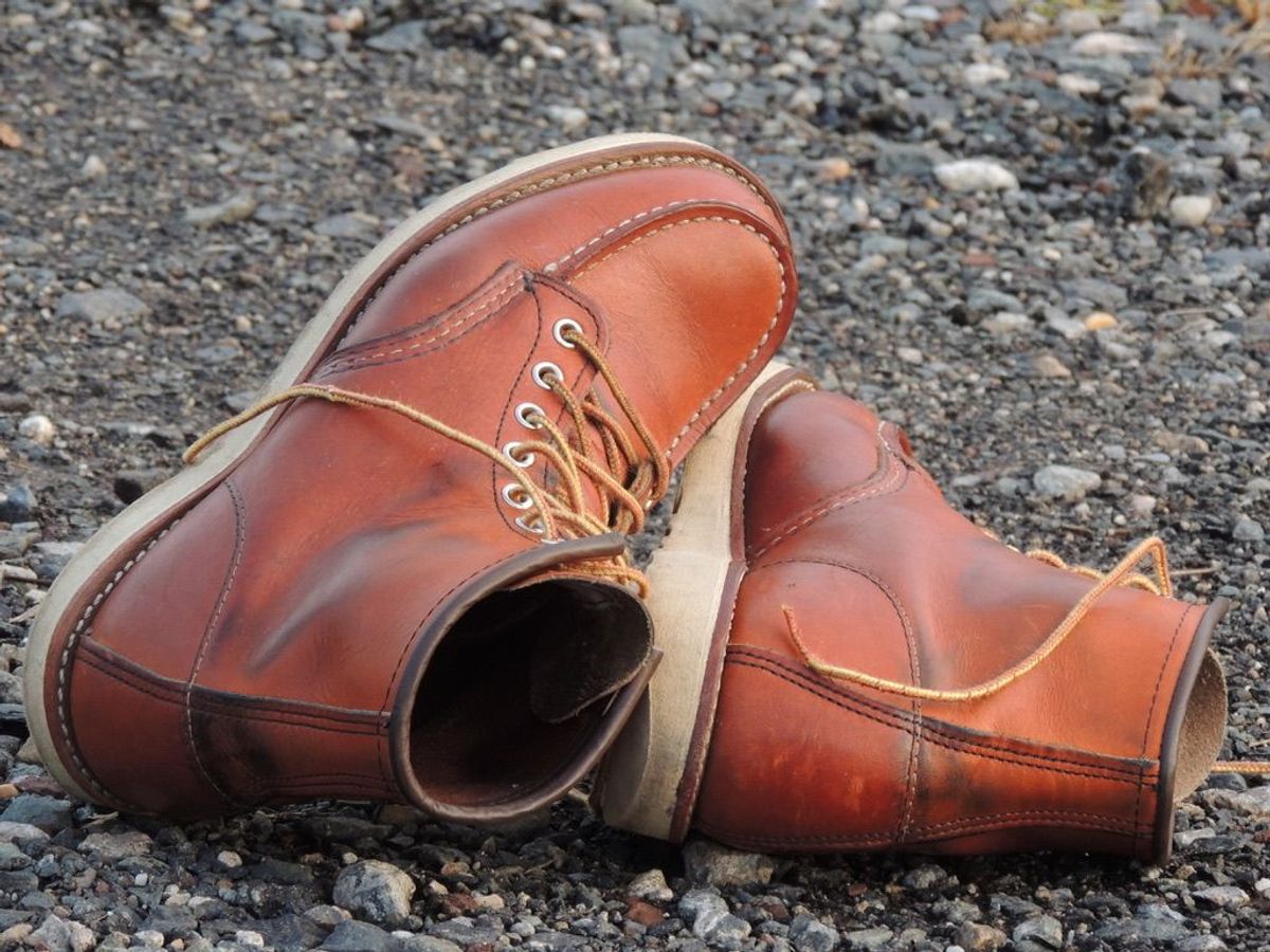 Photo by patinathunderdome on January 1, 2022 of the Red Wing 6-Inch Classic Moc in S.B. Foot Oro Legacy.