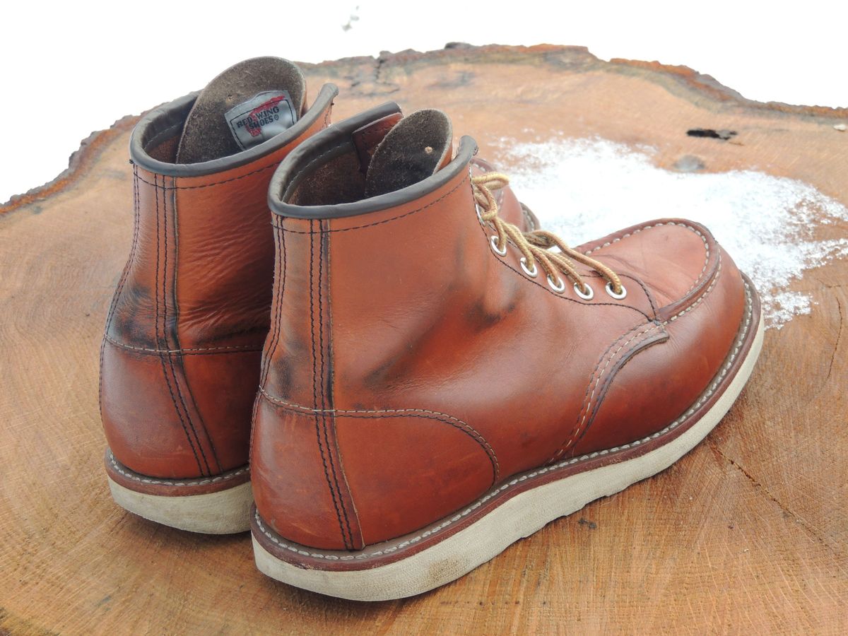 Photo by patinathunderdome on February 2, 2022 of the Red Wing 6-Inch Classic Moc in S.B. Foot Oro Legacy.