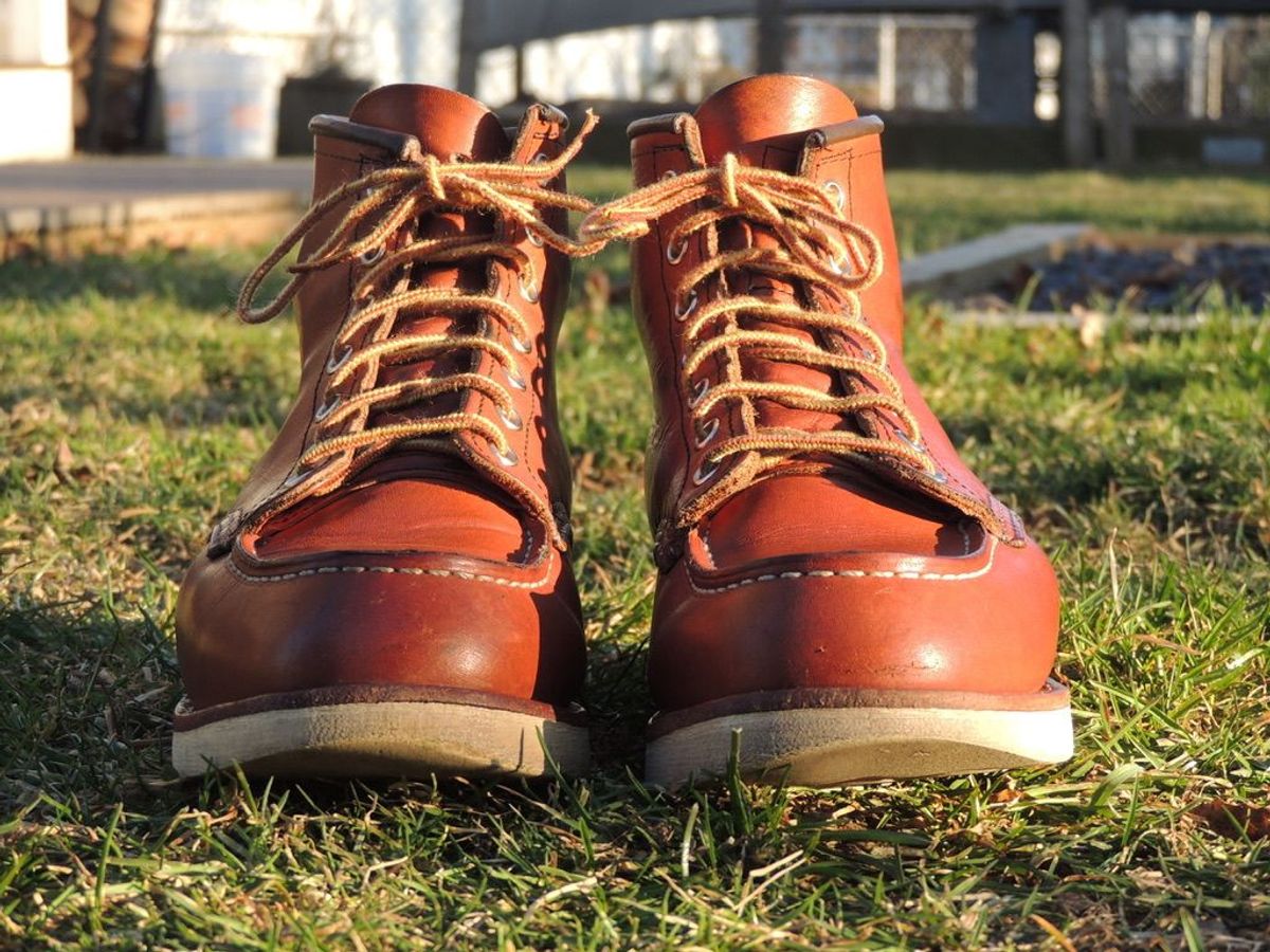 Photo by patinathunderdome on March 1, 2022 of the Red Wing 6-Inch Classic Moc in S.B. Foot Oro Legacy.