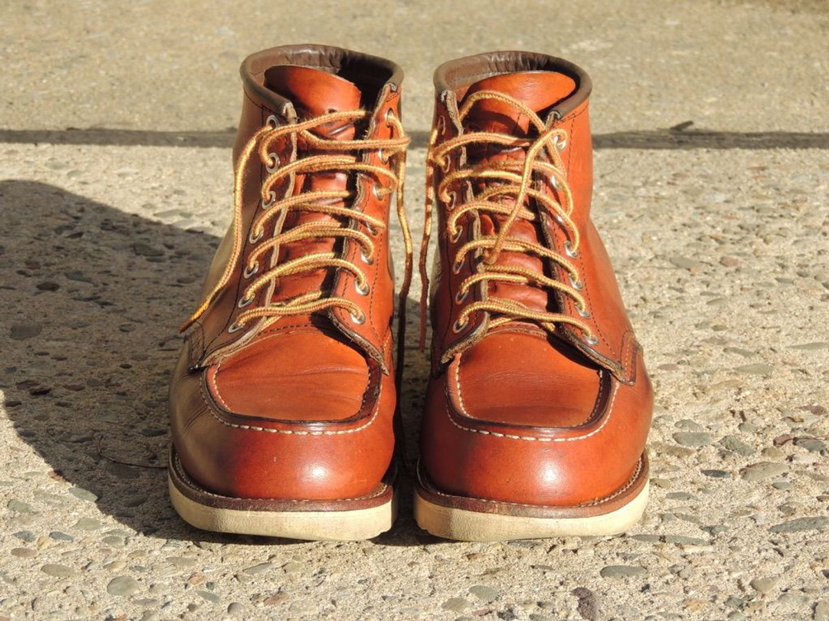 Photo by patinathunderdome on April 1, 2022 of the Red Wing 6-Inch Classic Moc in S.B. Foot Oro Legacy.