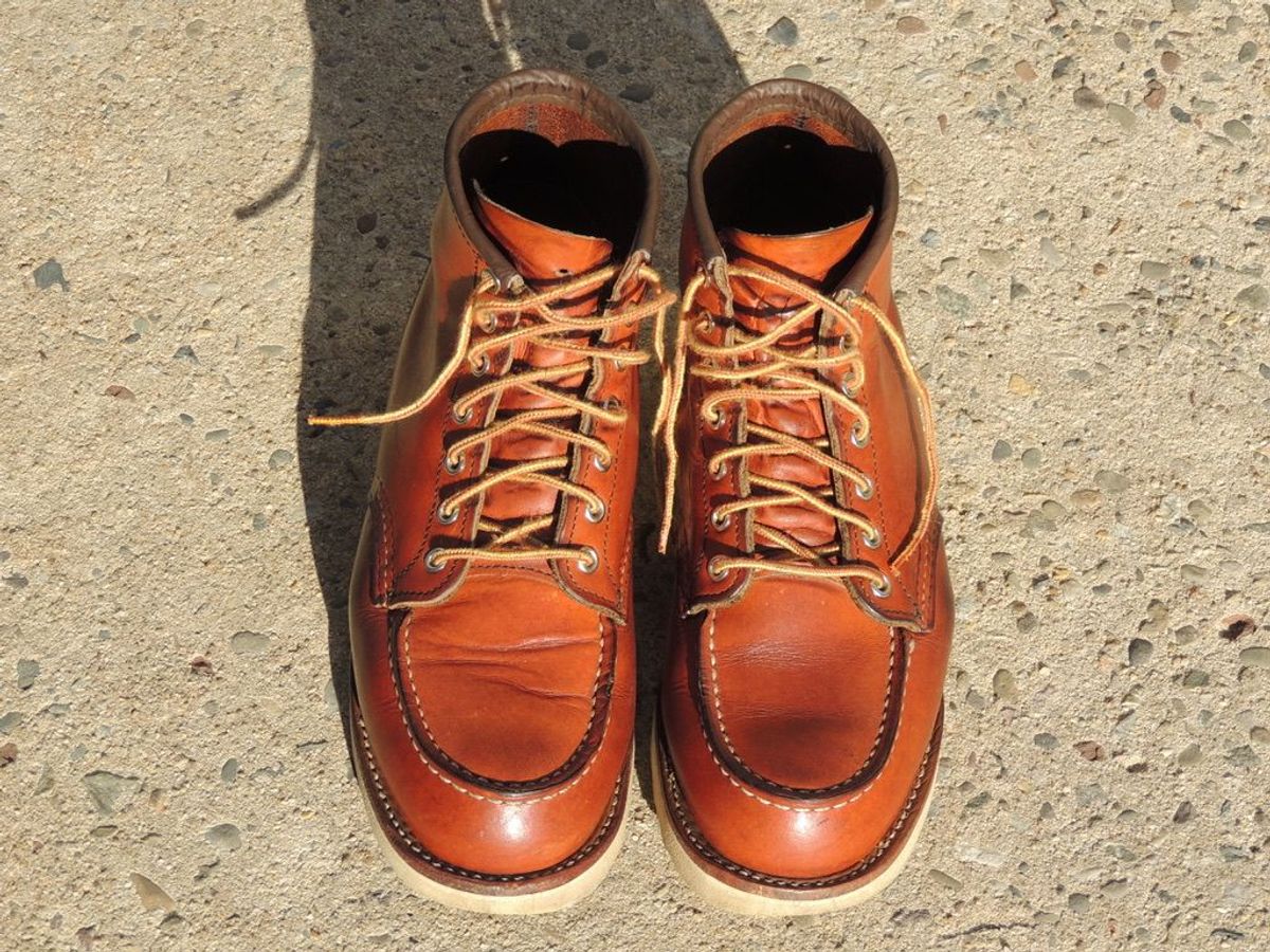 Photo by patinathunderdome on April 1, 2022 of the Red Wing 6-Inch Classic Moc in S.B. Foot Oro Legacy.