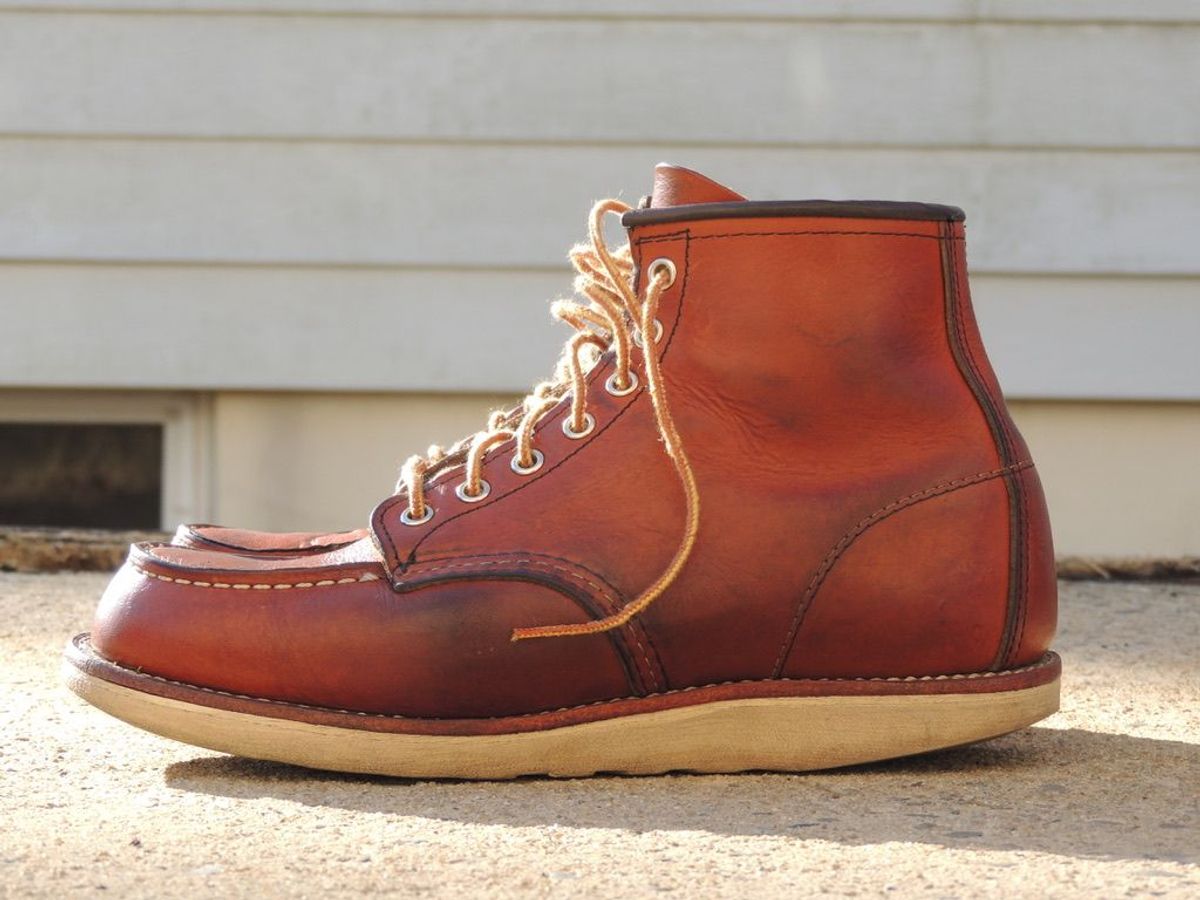 Photo by patinathunderdome on April 1, 2022 of the Red Wing 6-Inch Classic Moc in S.B. Foot Oro Legacy.