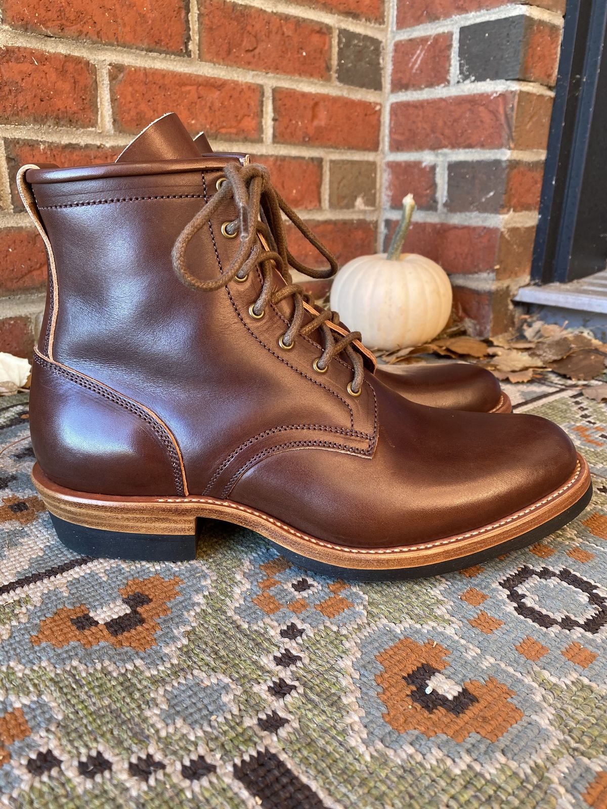 Photo by patinathunderdome on November 1, 2021 of the Flame Panda Service Boot in Conceria Walpier Natural Buttero Overdyed Brown.