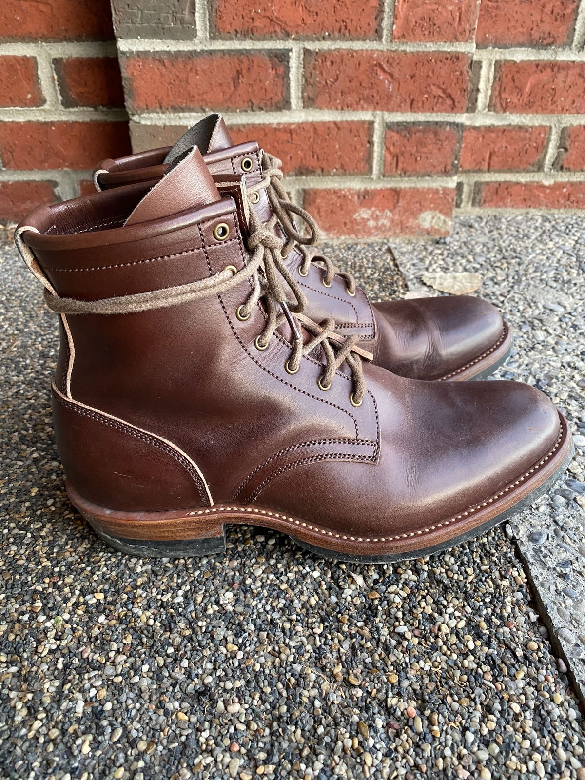 Photo by patinathunderdome on February 5, 2022 of the Flame Panda Service Boot in Conceria Walpier Natural Buttero Overdyed Brown.