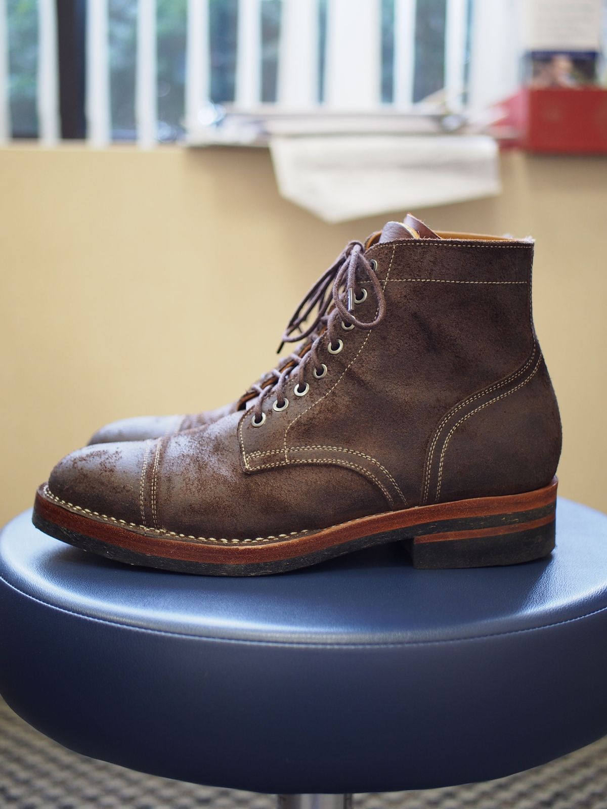 Photo by patinathunderdome on November 2, 2021 of the Benzein The Catcher in Indonesian Brown Waxed Flesh.