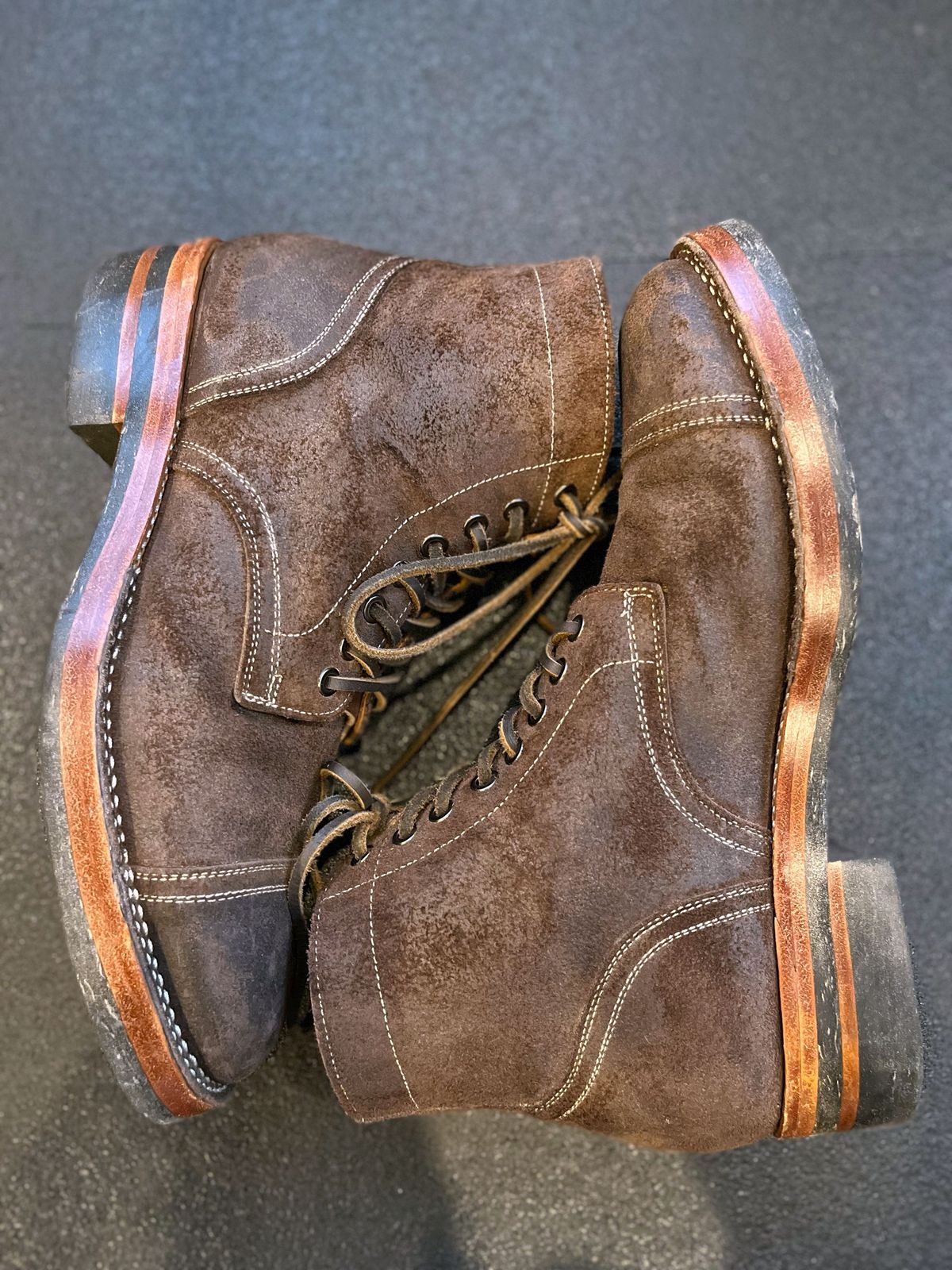Photo by patinathunderdome on January 1, 2022 of the Benzein The Catcher in Indonesian Brown Waxed Flesh.