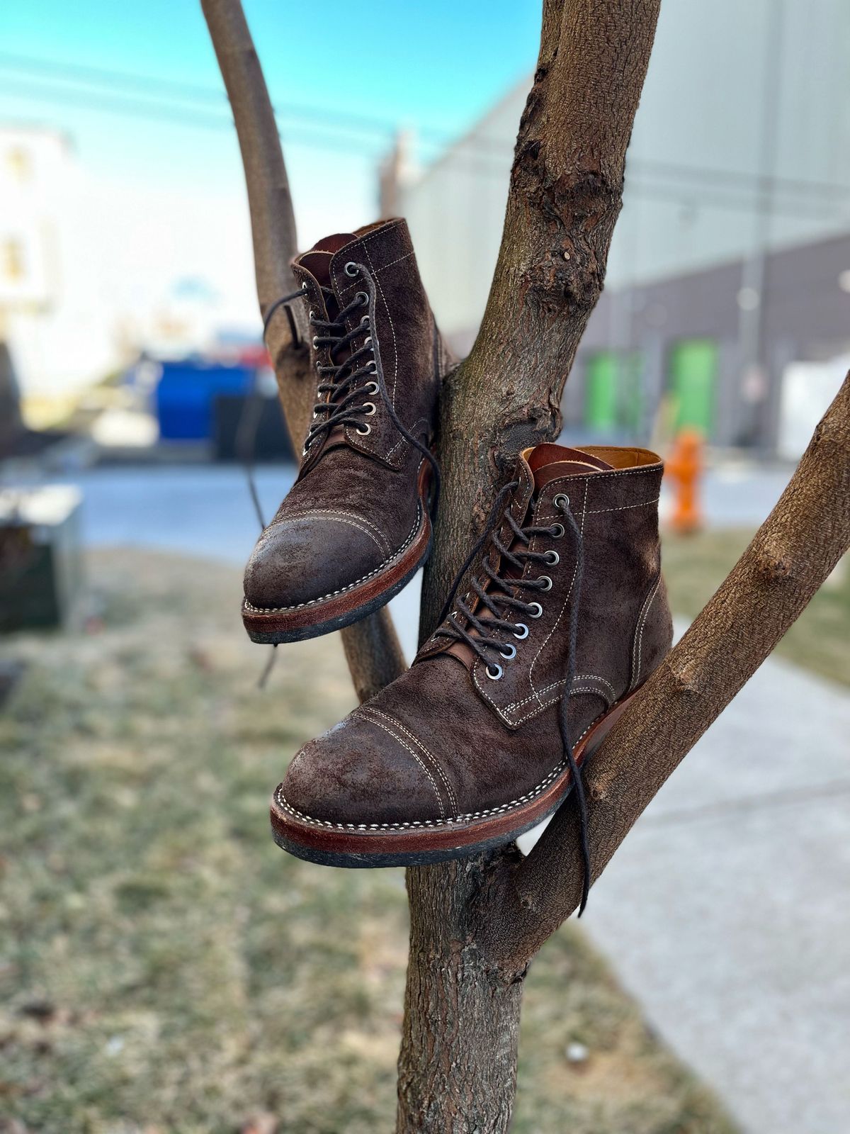 Photo by patinathunderdome on February 5, 2022 of the Benzein The Catcher in Indonesian Brown Waxed Flesh.