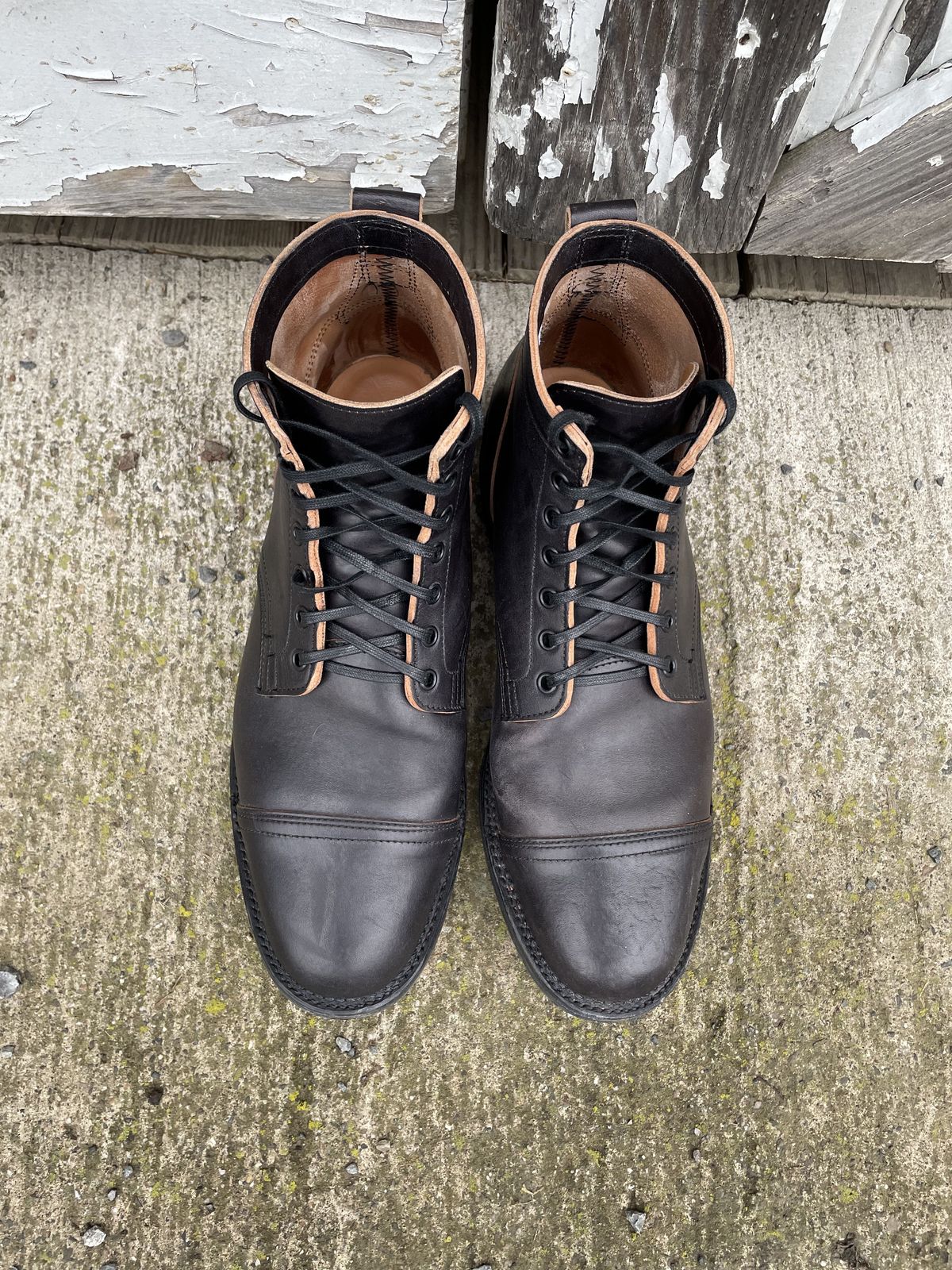 Photo by patinathunderdome on January 5, 2022 of the Viberg Service Boot in Maryam Black Horsebutt.