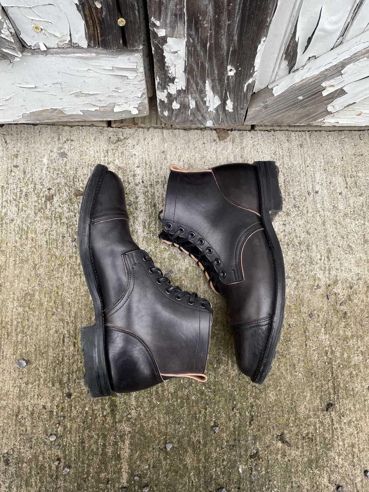 Photo by patinathunderdome on January 5, 2022 of the Viberg Service Boot in Maryam Black Horsebutt.