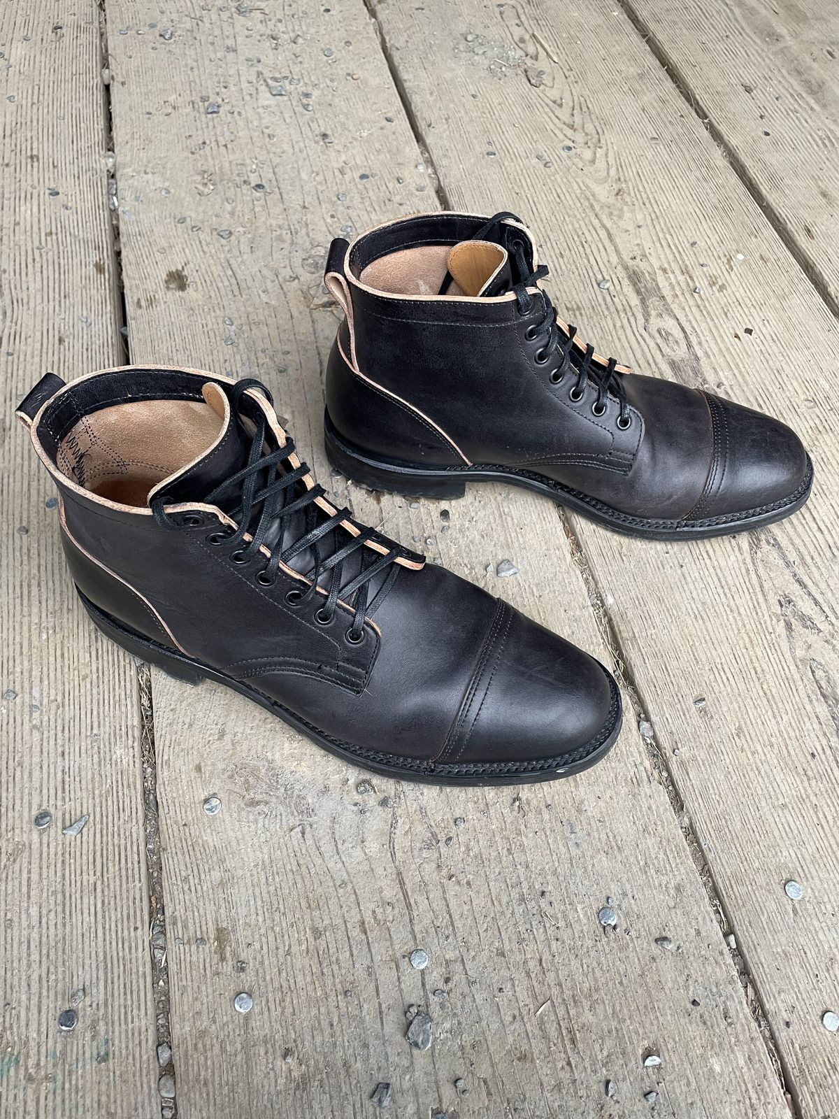 Photo by patinathunderdome on January 5, 2022 of the Viberg Service Boot in Maryam Black Horsebutt.