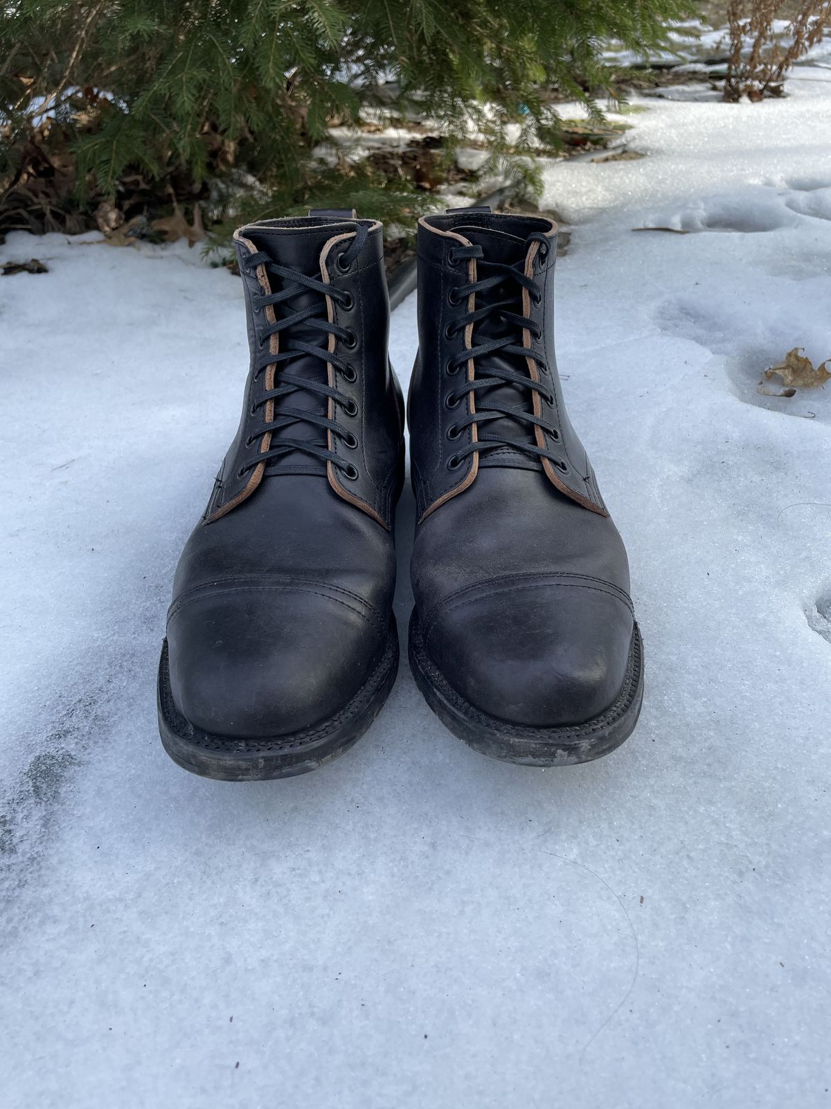 Photo by patinathunderdome on March 5, 2022 of the Viberg Service Boot in Maryam Black Horsebutt.