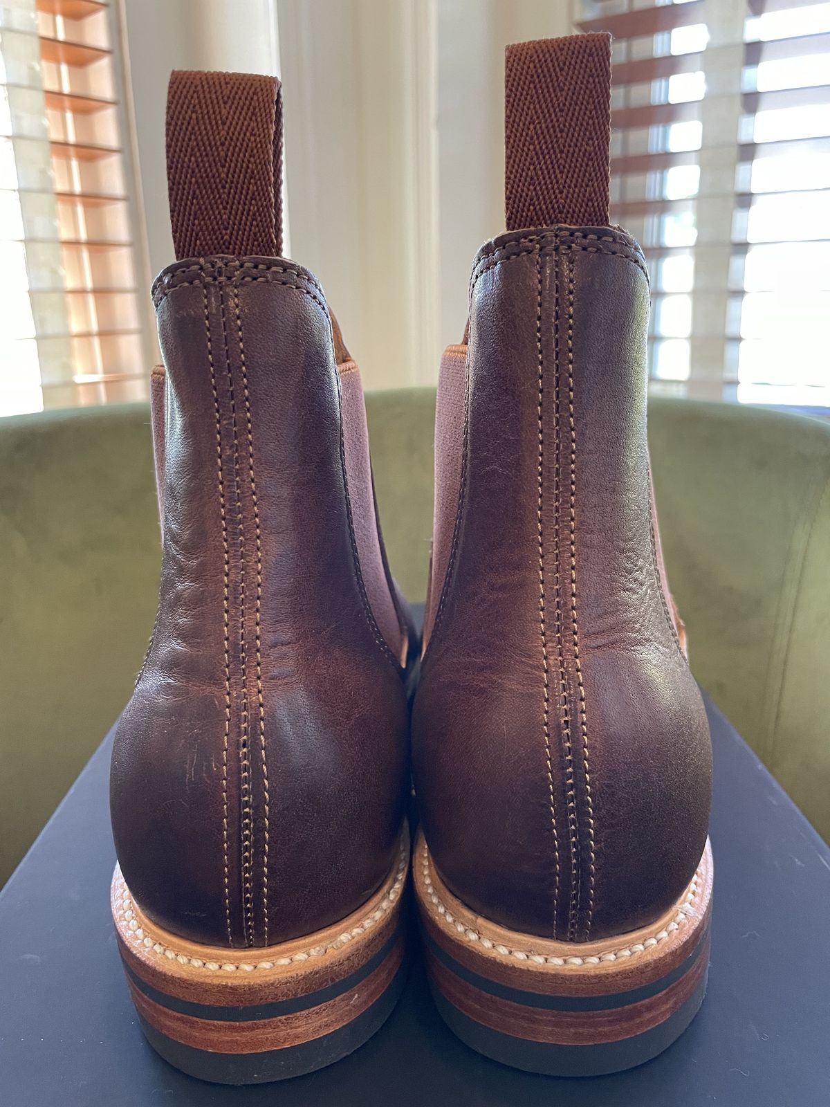 Photo by patinathunderdome on October 1, 2021 of the Viberg Chelsea in Horween Dark Rubber Dublin.