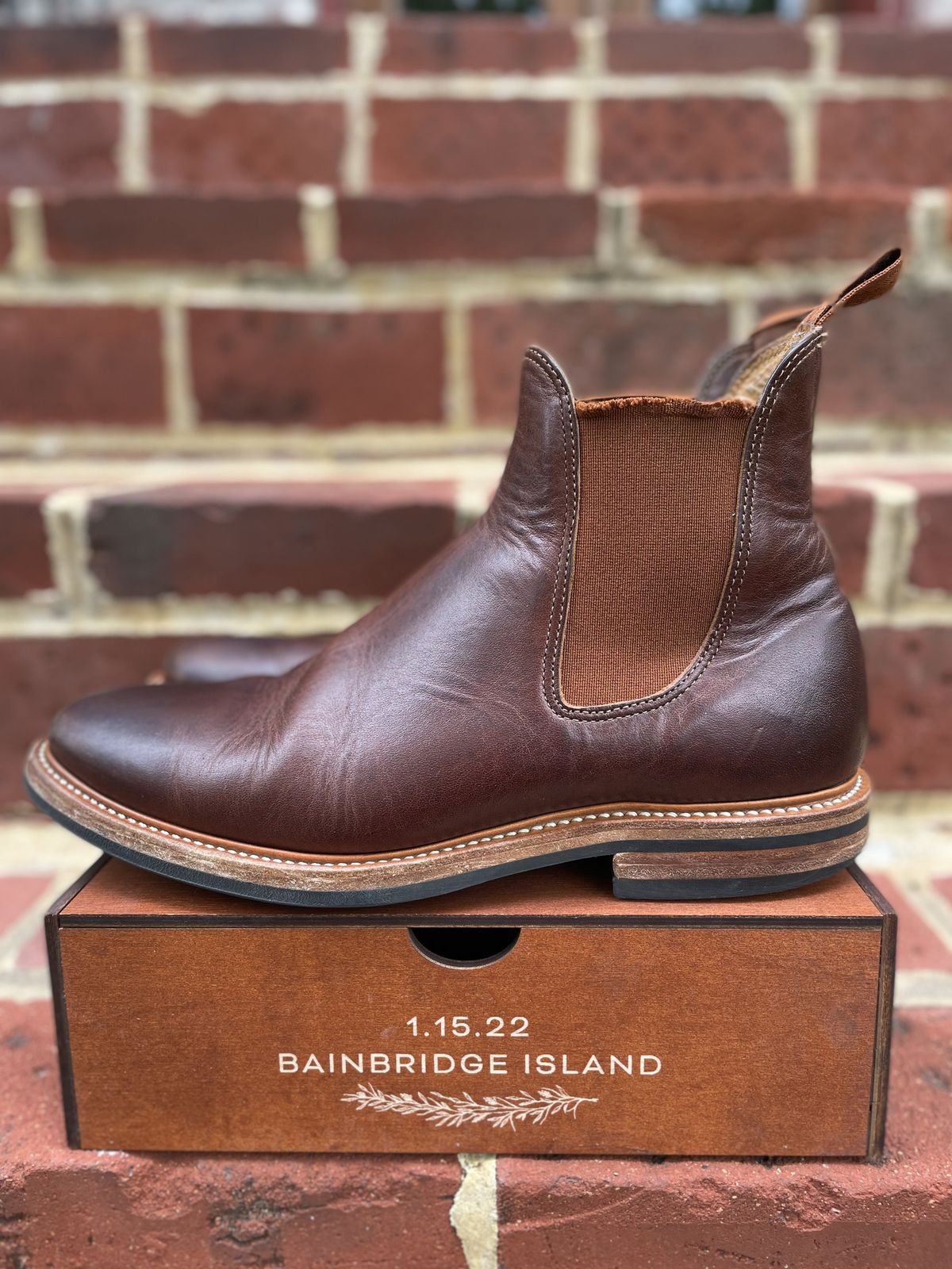 Photo by patinathunderdome on May 6, 2022 of the Viberg Chelsea in Horween Dark Rubber Dublin.