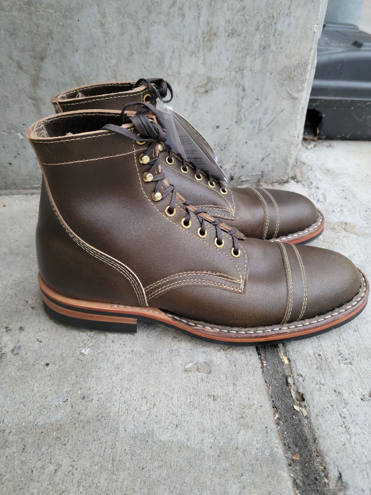 Photo by patinathunderdome on October 6, 2021 of the White's MP-Sherman Toe Cap in Horween Dark Olive Waxed Flesh.