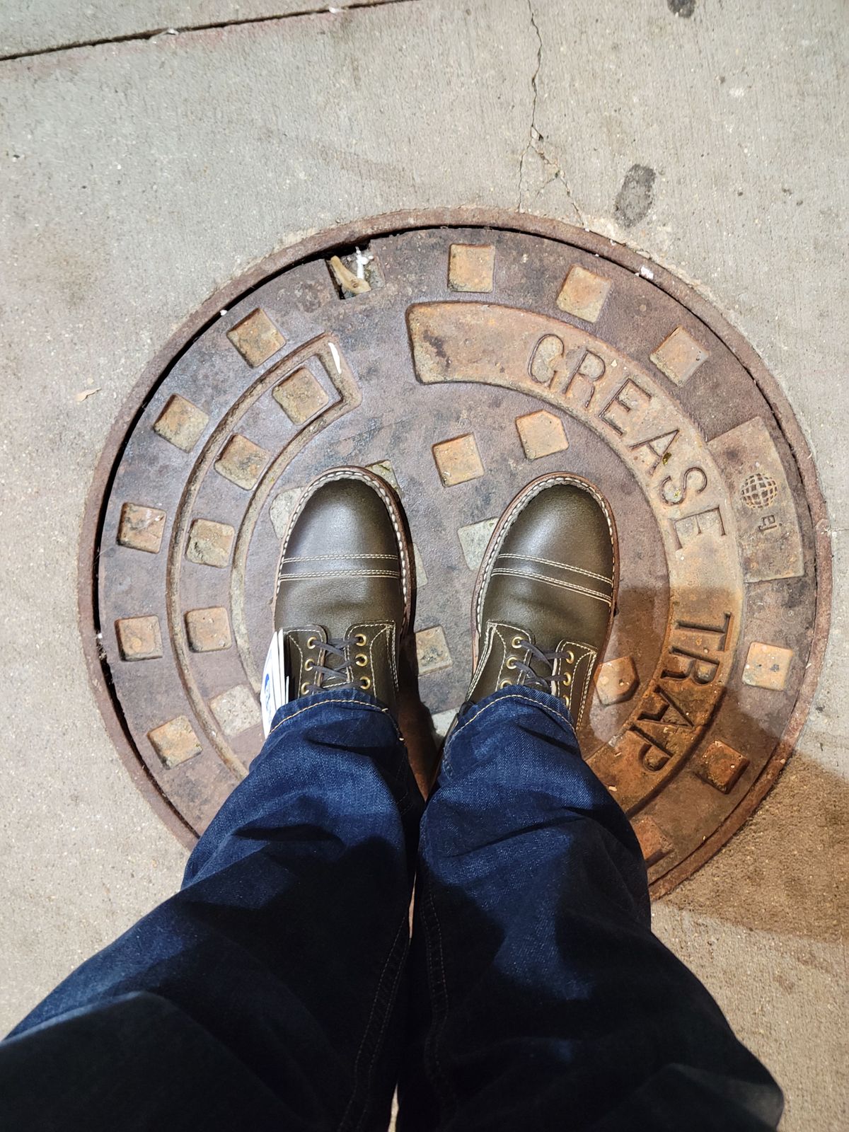 Photo by patinathunderdome on October 6, 2021 of the White's MP-Sherman Toe Cap in Horween Dark Olive Waxed Flesh.