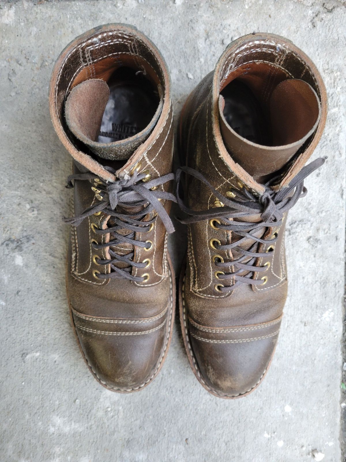 Photo by patinathunderdome on March 5, 2022 of the White's MP-Sherman Toe Cap in Horween Dark Olive Waxed Flesh.