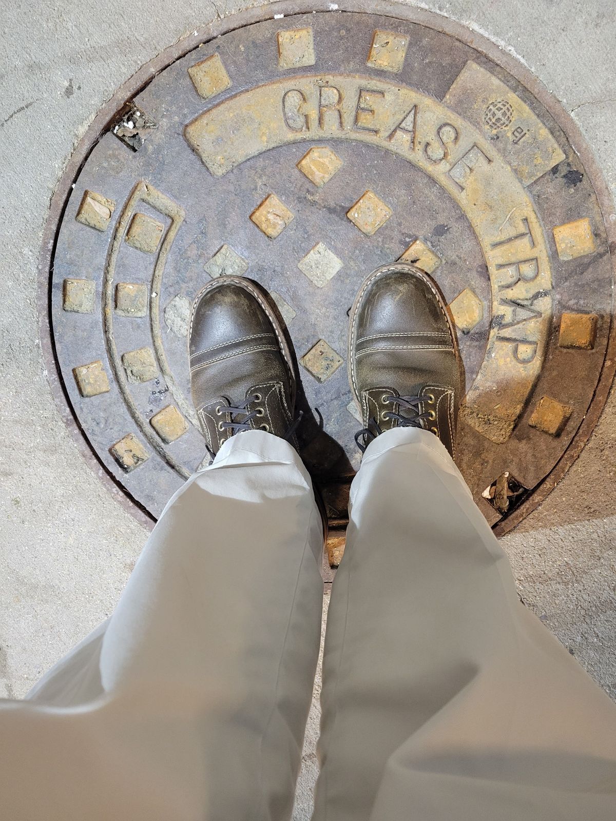 Photo by patinathunderdome on April 5, 2022 of the White's MP-Sherman Toe Cap in Horween Dark Olive Waxed Flesh.