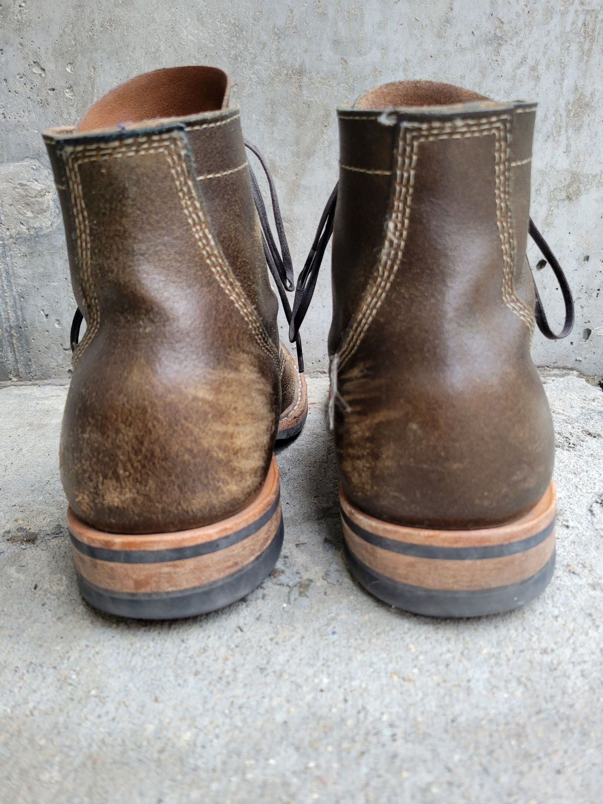 Photo by patinathunderdome on April 5, 2022 of the White's MP-Sherman Toe Cap in Horween Dark Olive Waxed Flesh.