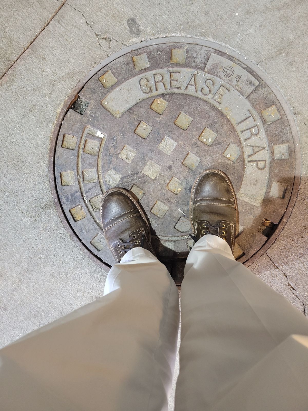 Photo by patinathunderdome on May 6, 2022 of the White's MP-Sherman Toe Cap in Horween Dark Olive Waxed Flesh.