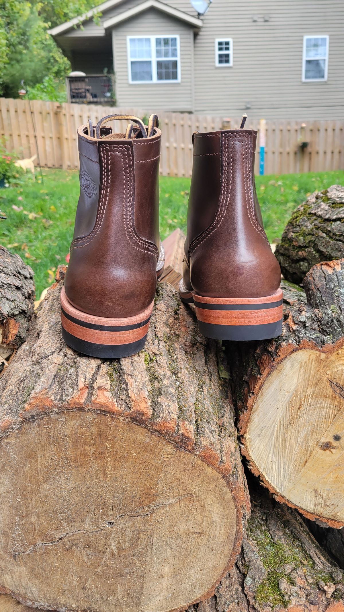 Photo by patinathunderdome on October 3, 2021 of the Nicks Americana in Horween Brown Waxed Flesh.