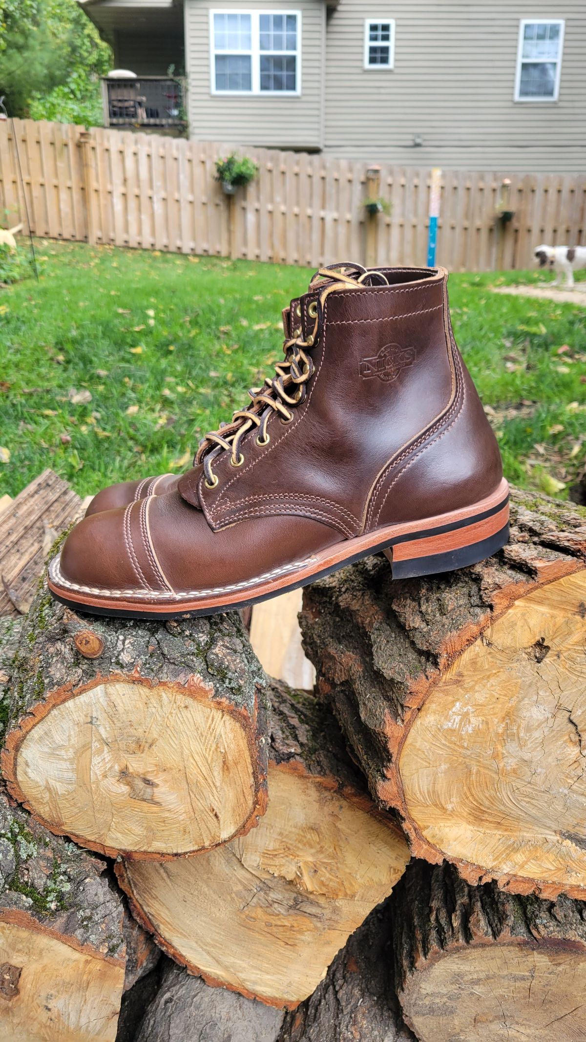 Photo by patinathunderdome on October 3, 2021 of the Nicks Americana in Horween Brown Waxed Flesh.