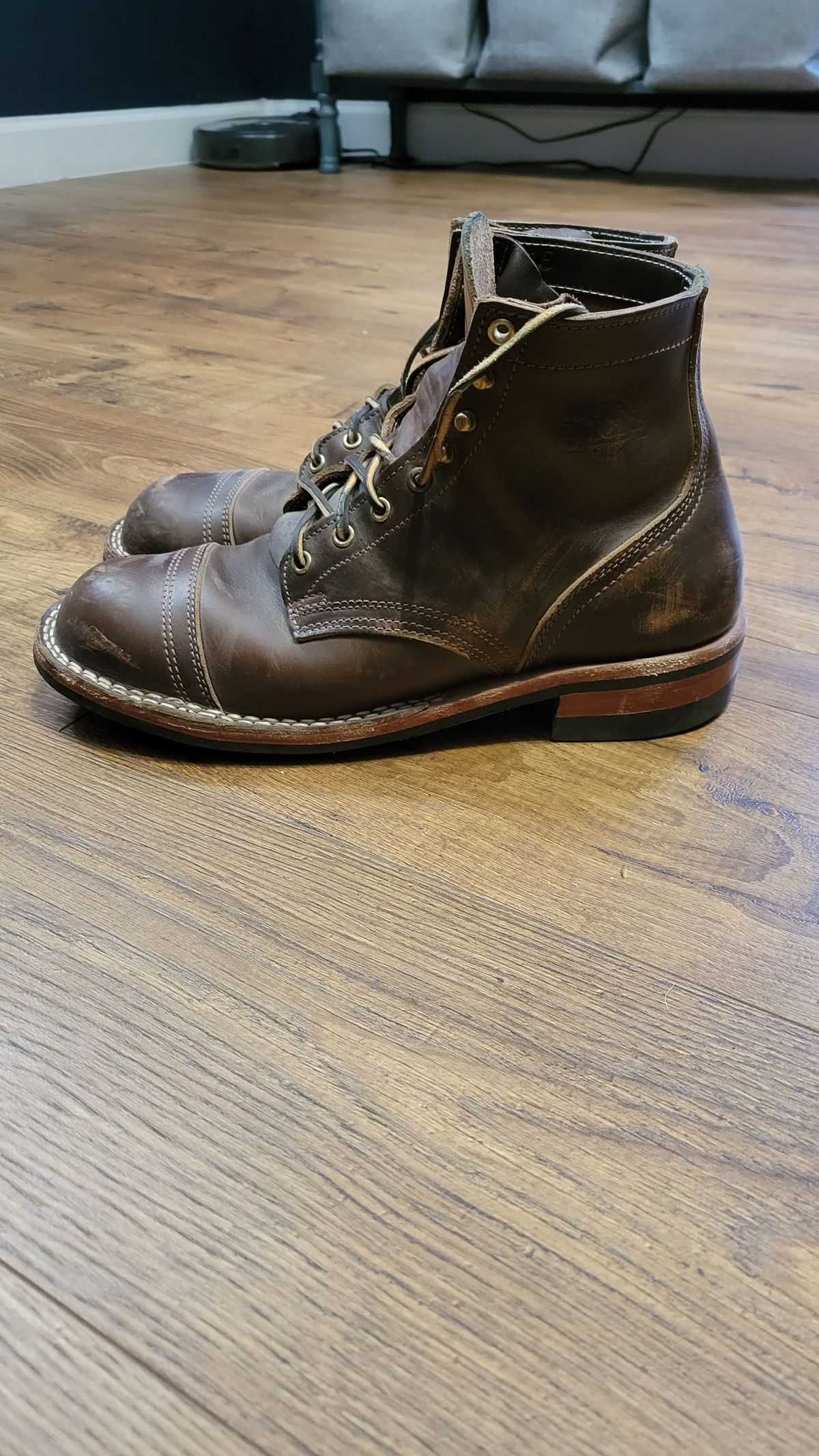 Photo by patinathunderdome on December 3, 2021 of the Nicks Americana in Horween Brown Waxed Flesh.