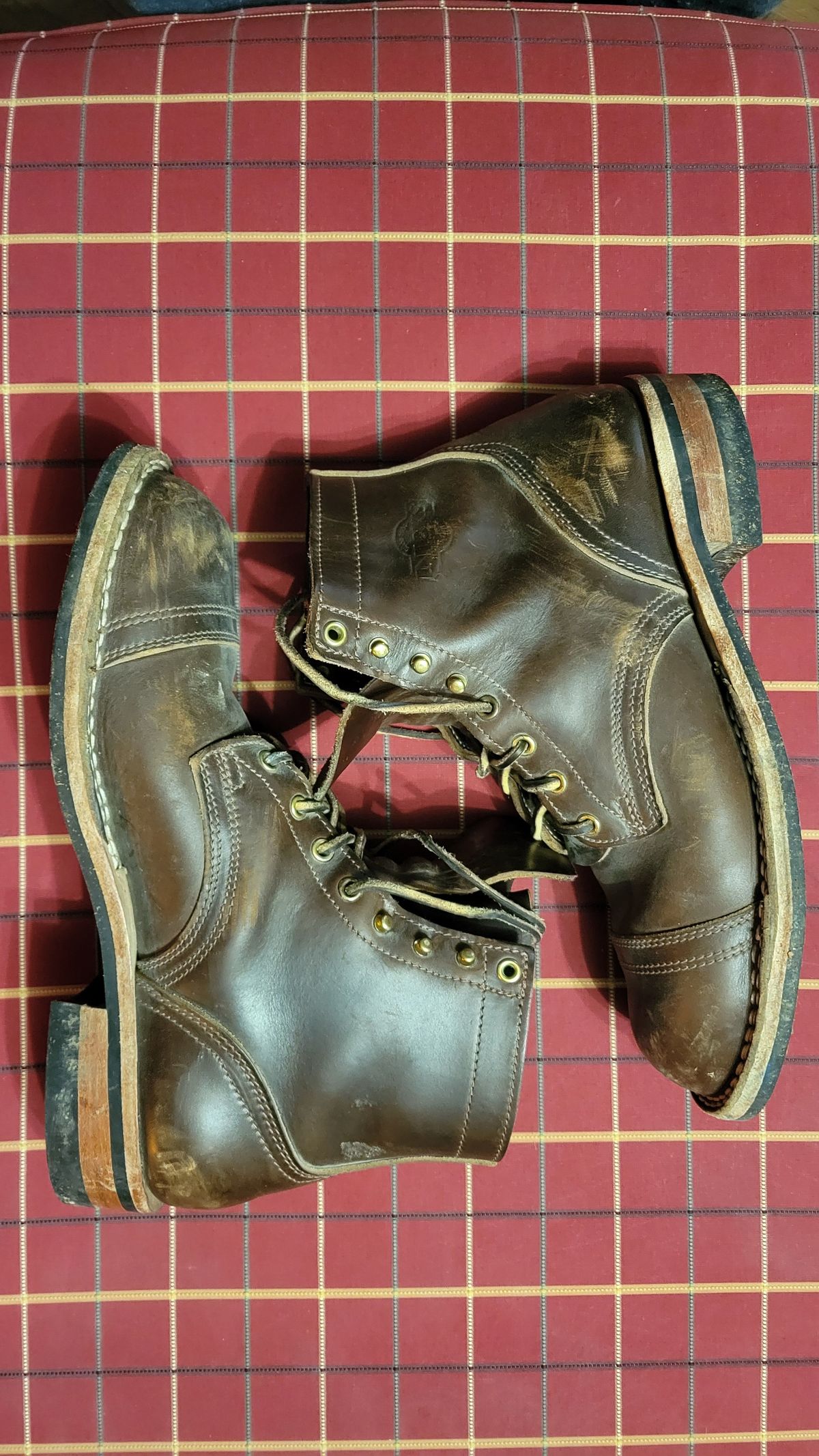 Photo by patinathunderdome on April 5, 2022 of the Nicks Americana in Horween Brown Waxed Flesh.