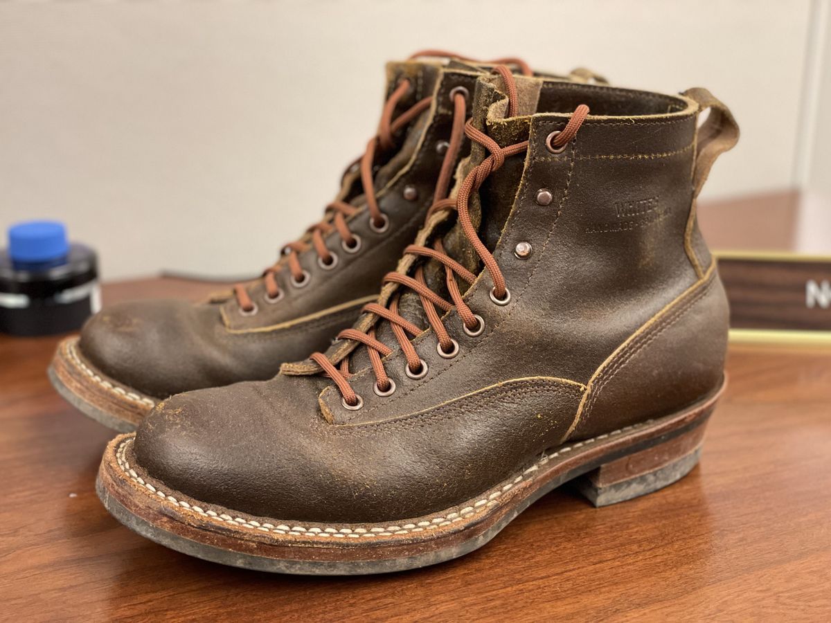 Photo by patinathunderdome on November 5, 2021 of the White's 350 Cutter in Horween Cinnamon Waxed Flesh.