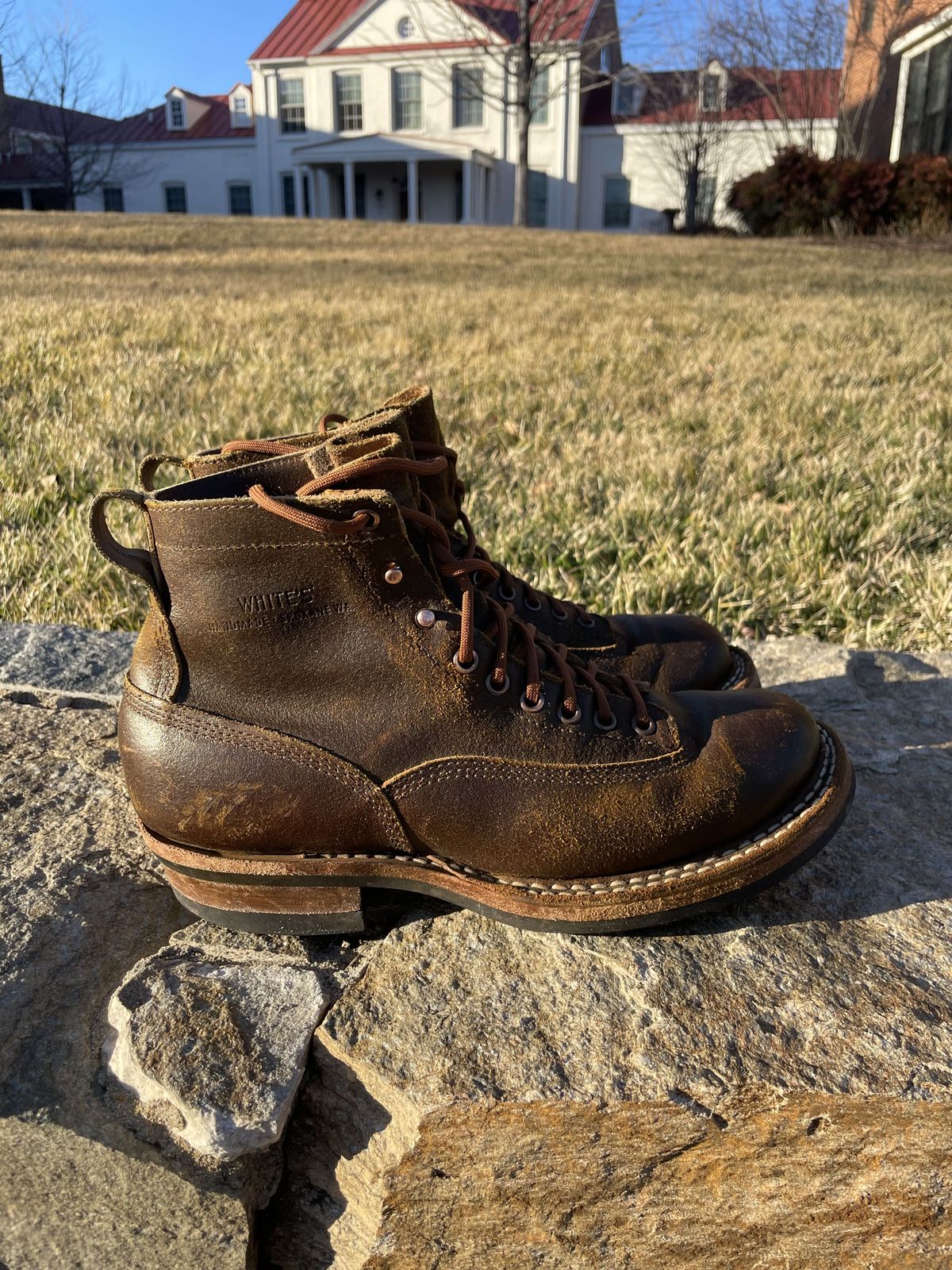 Photo by patinathunderdome on February 5, 2022 of the White's 350 Cutter in Horween Cinnamon Waxed Flesh.