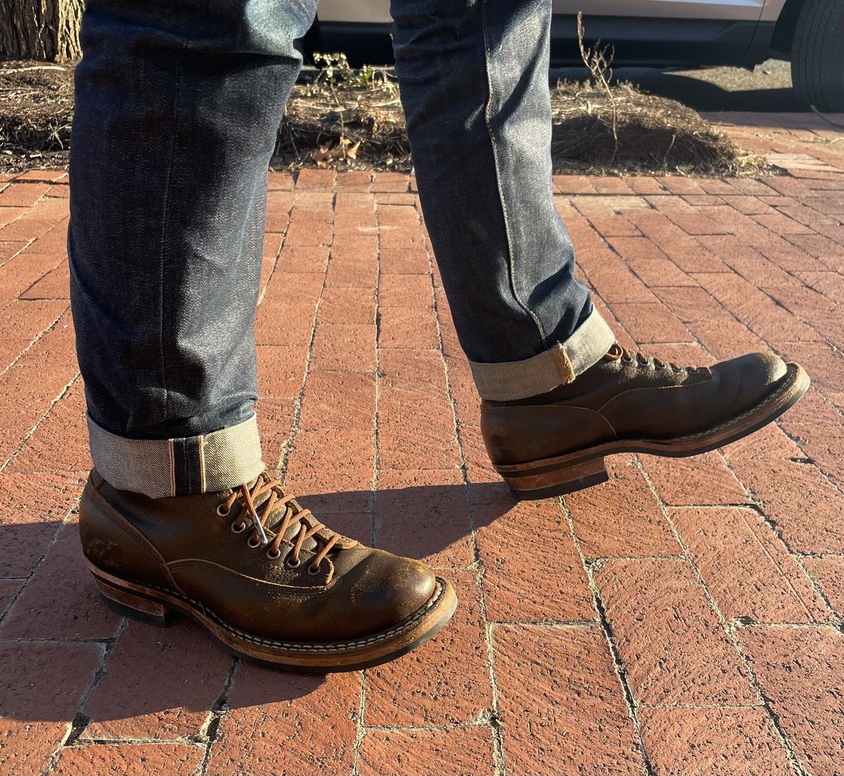 Photo by patinathunderdome on February 5, 2022 of the White's 350 Cutter in Horween Cinnamon Waxed Flesh.