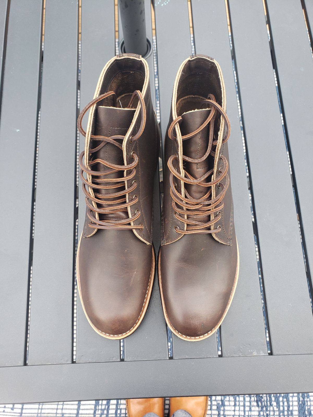 Photo by patinathunderdome on September 30, 2021 of the Red Wing Merchant in S.B. Foot Ebony Harness.