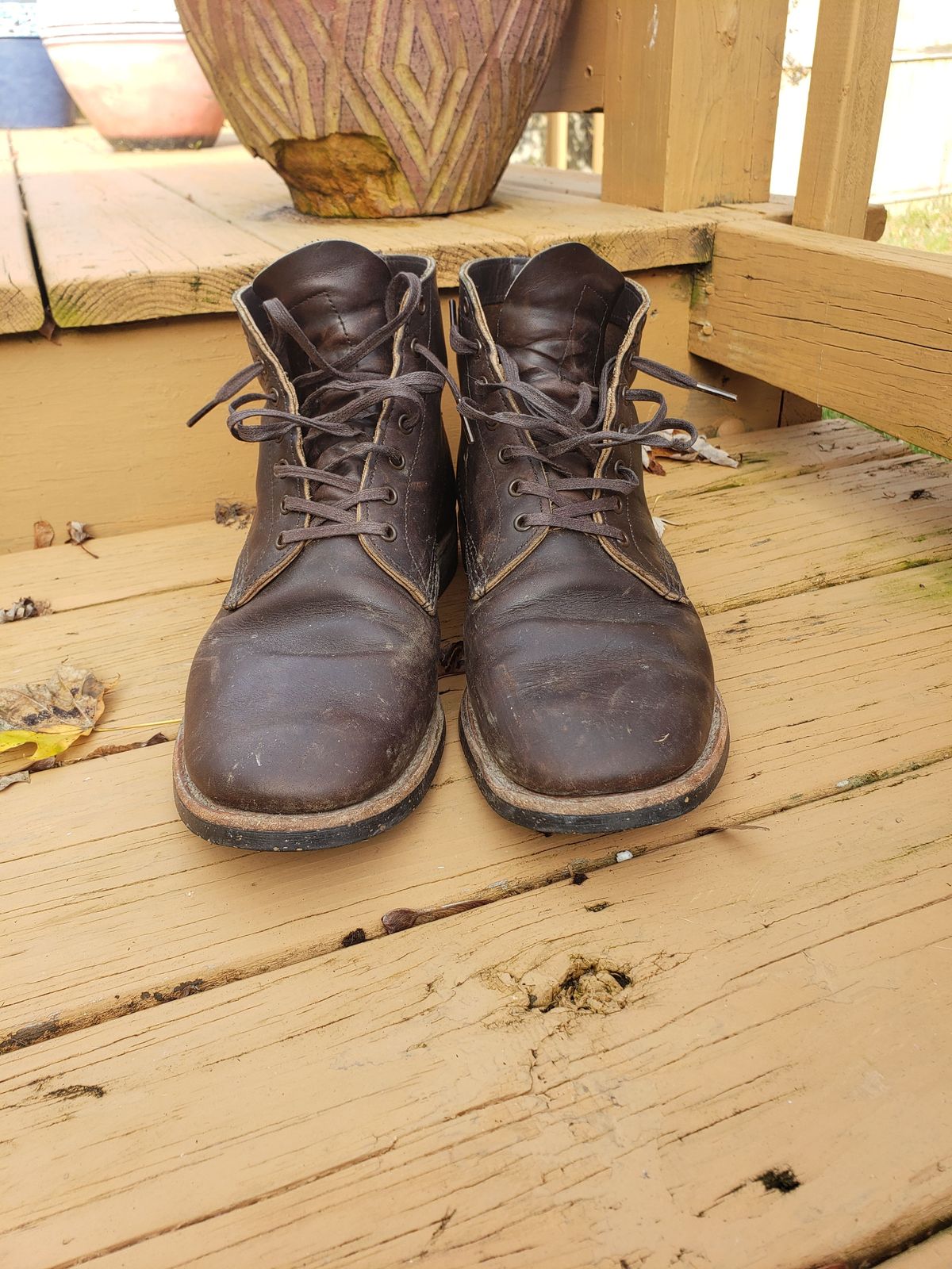 Photo by patinathunderdome on December 1, 2021 of the Red Wing Merchant in S.B. Foot Ebony Harness.