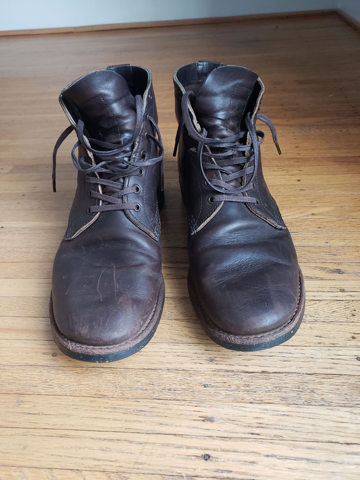 Photo by patinathunderdome on January 3, 2022 of the Red Wing Merchant in S.B. Foot Ebony Harness.