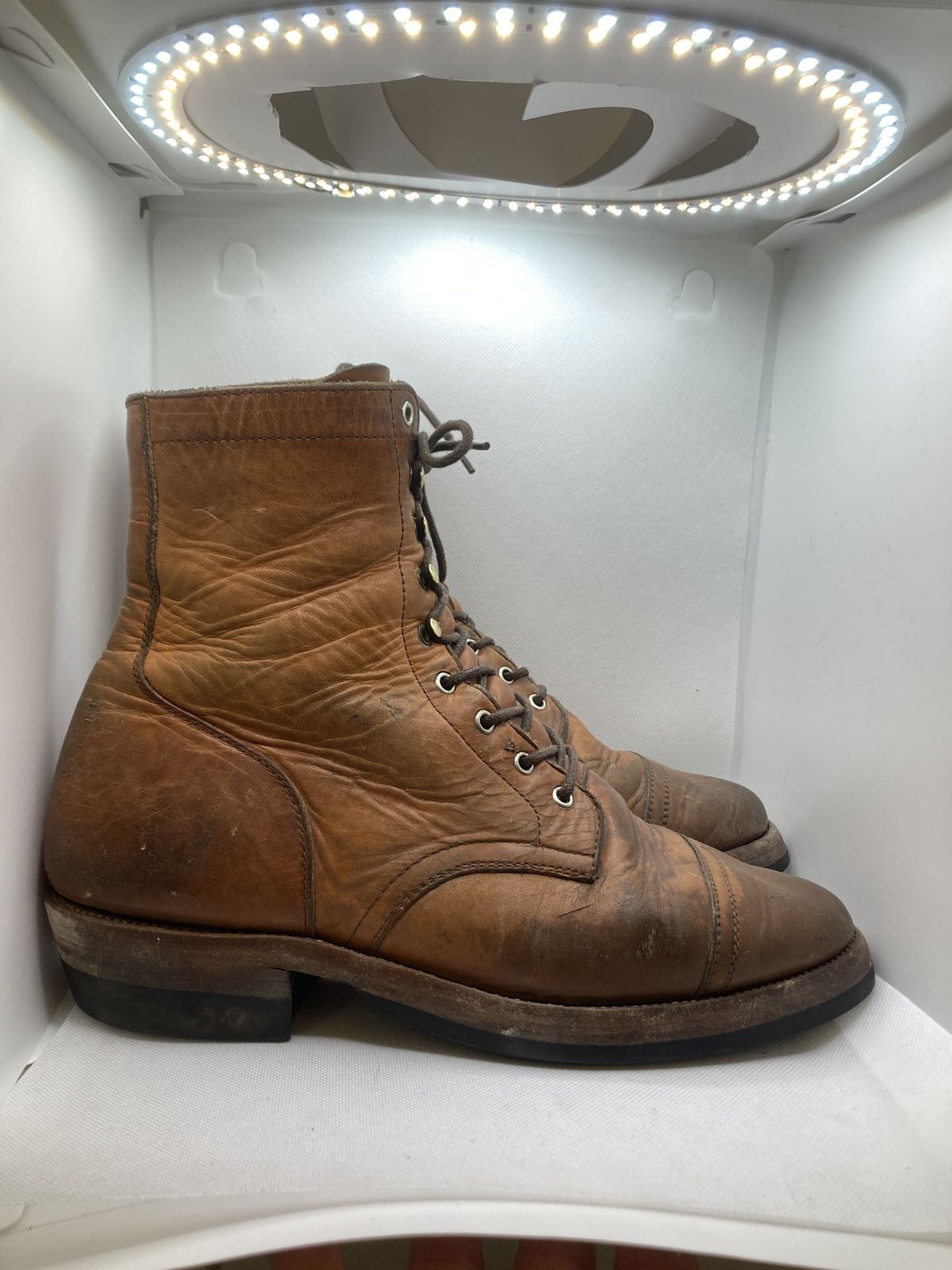 Photo by patinathunderdome on January 6, 2022 of the Imperium Radical in Horween English Tan Dublin.